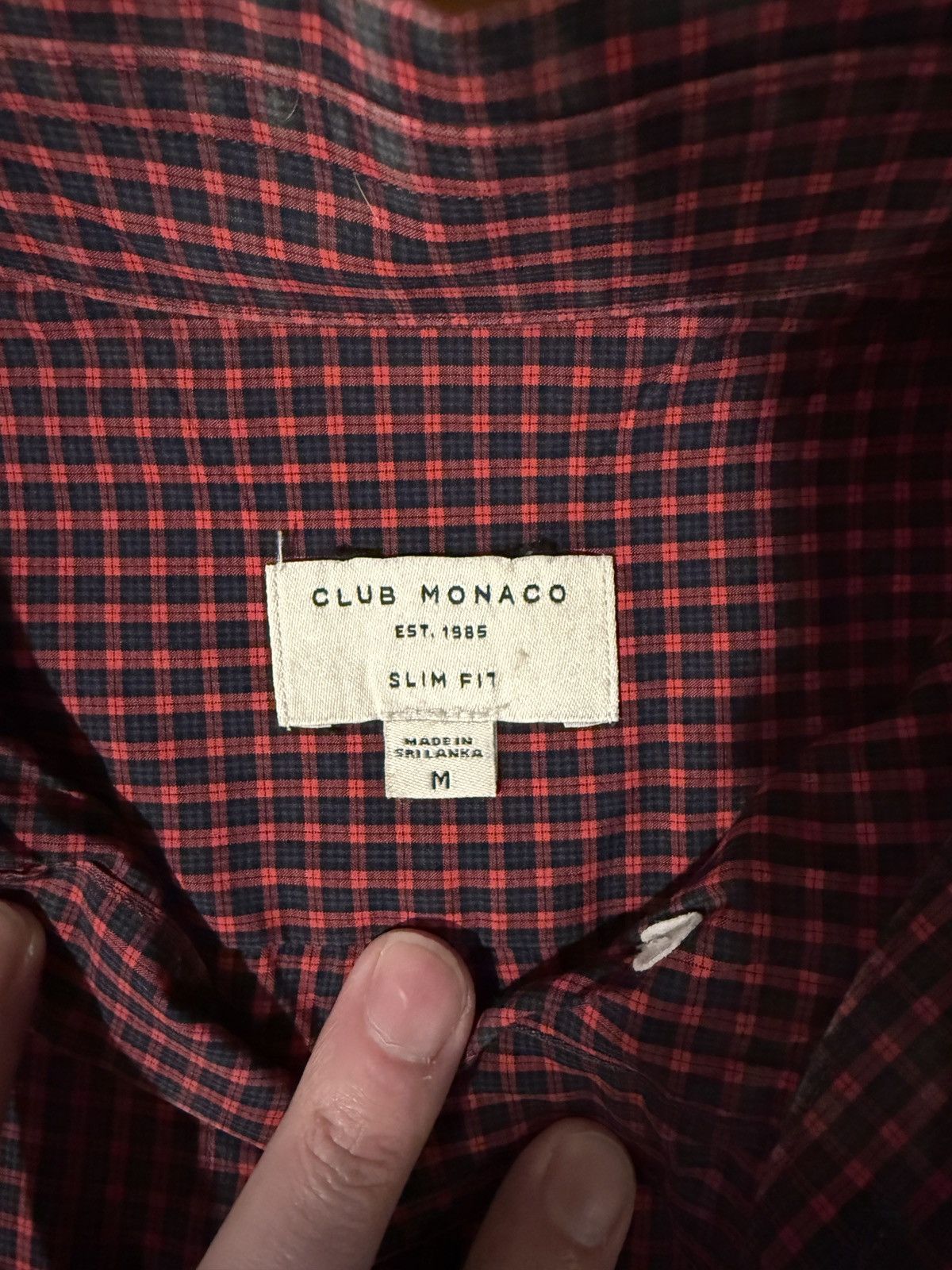 Club Monaco Club Monaco Red/Navy/Black Plaid Button Down Size US M / EU 48-50 / 2 - 3 Thumbnail