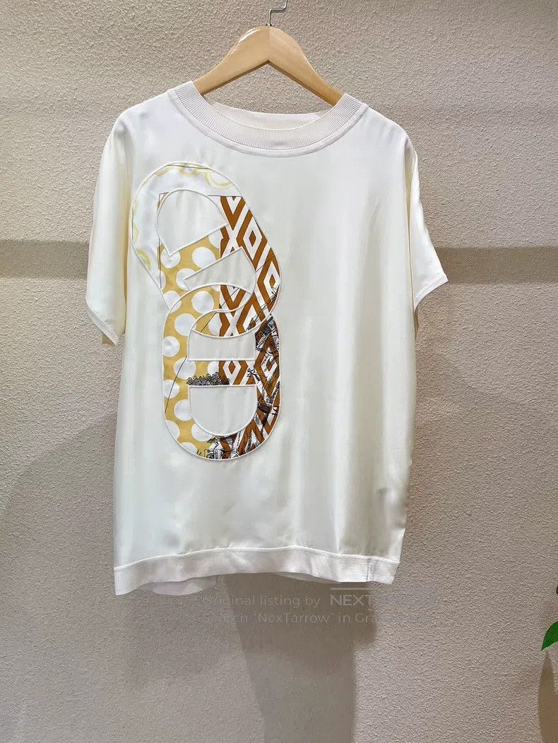 Hermes Hermes Pig Nose Embroidered Silk Chiffon Short Sleeve Size XS / US 0-2 / IT 36-38 - 1 Thumbnail