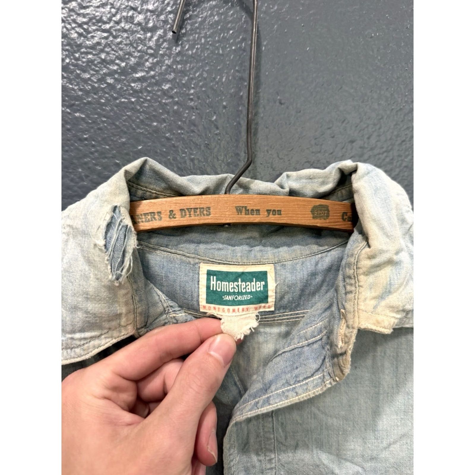 Vintage VINTAGE 40’s Homesteader Chambray Shirt Sanforized Cotton Sz M Mens Medium 30in 19in Pit to Pit Size US M / EU 48-50 / 2 - 2 Thumbnail