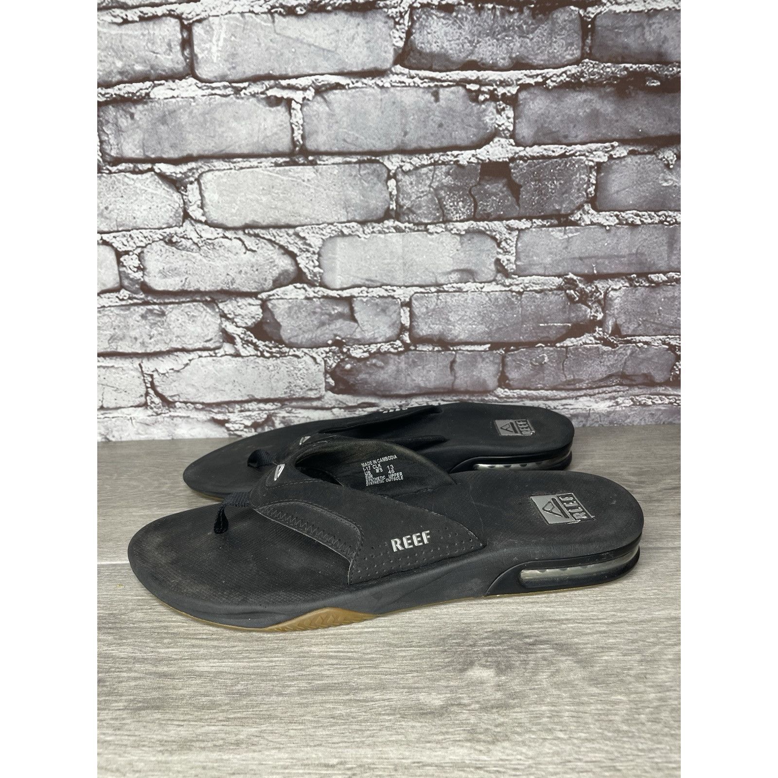 REEF Reef Black Synthetic Bottle Opener Foam Flip Flop Sandals Me Size US 13 / EU 46 - 15 Thumbnail