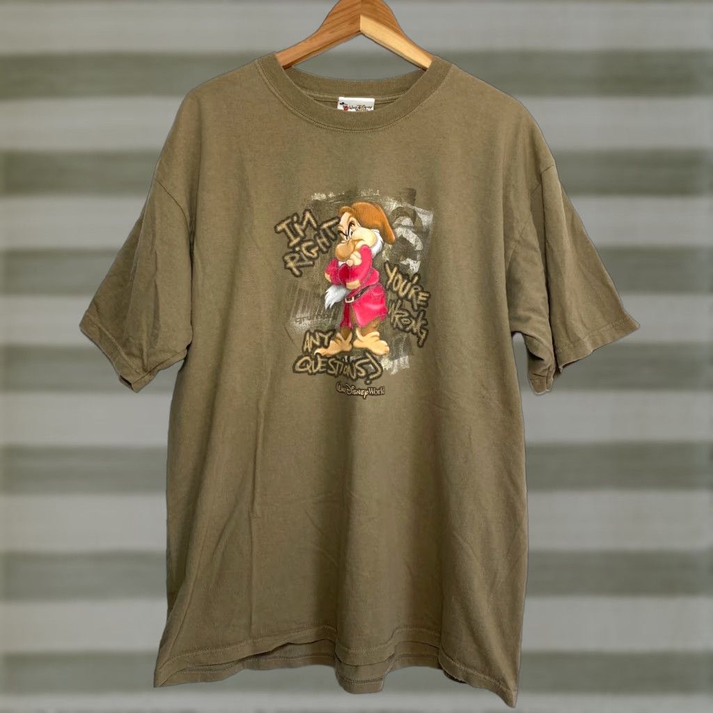 Disney VINTAGE Walt Disney World T-Shirt Grumpy Sz L Adult Unisex Khaki Brown 90s Cartoon Mens Size US L / EU 52-54 / 3 - 1 Thumbnail