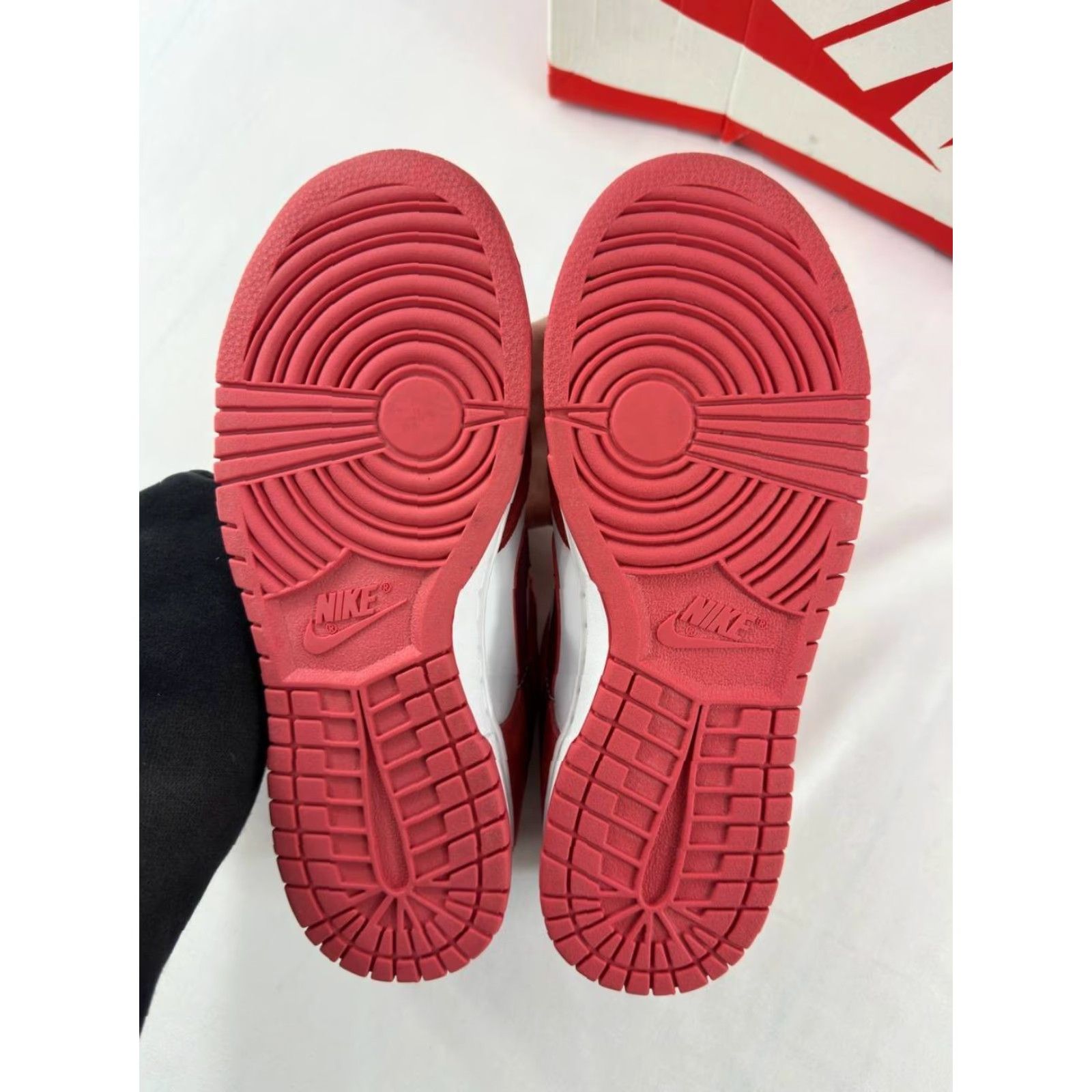 Nike Nike Dunk Low Valentine's Day 2024 Women's 7.5 Pink Suede Sneaker FQ7056-100 Size US 8 / IT 38 - 7 Thumbnail