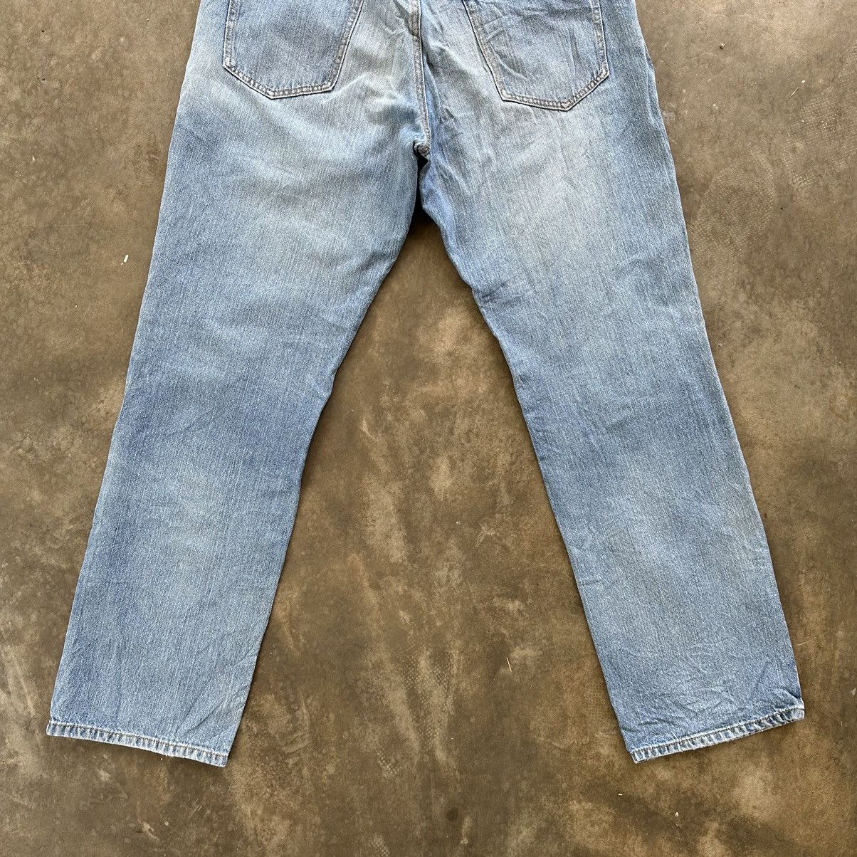 Japanese Brand Vintage Japanese Distressed Faded Jean Denim Pant W33 Size US 33 - 10 Thumbnail