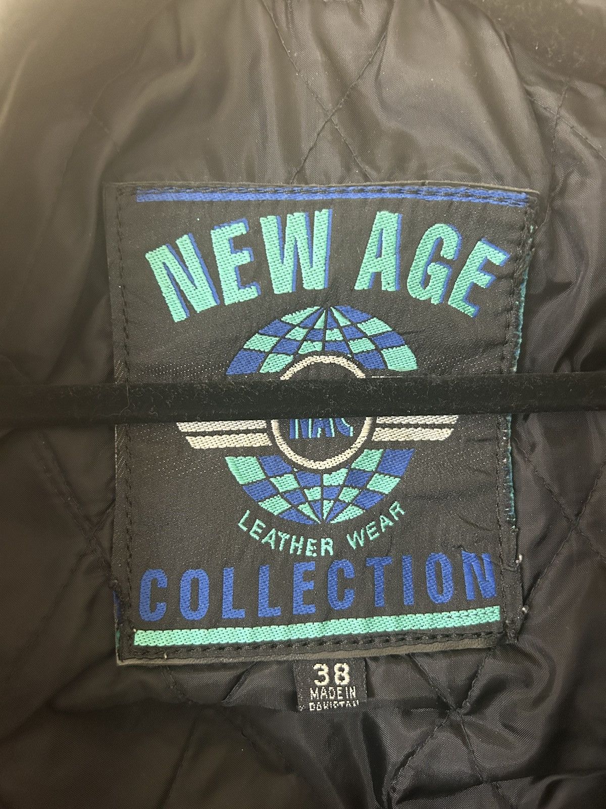 Vintage Vintage New Age Leather Jacket Size US L / EU 52-54 / 3 - 8 Thumbnail