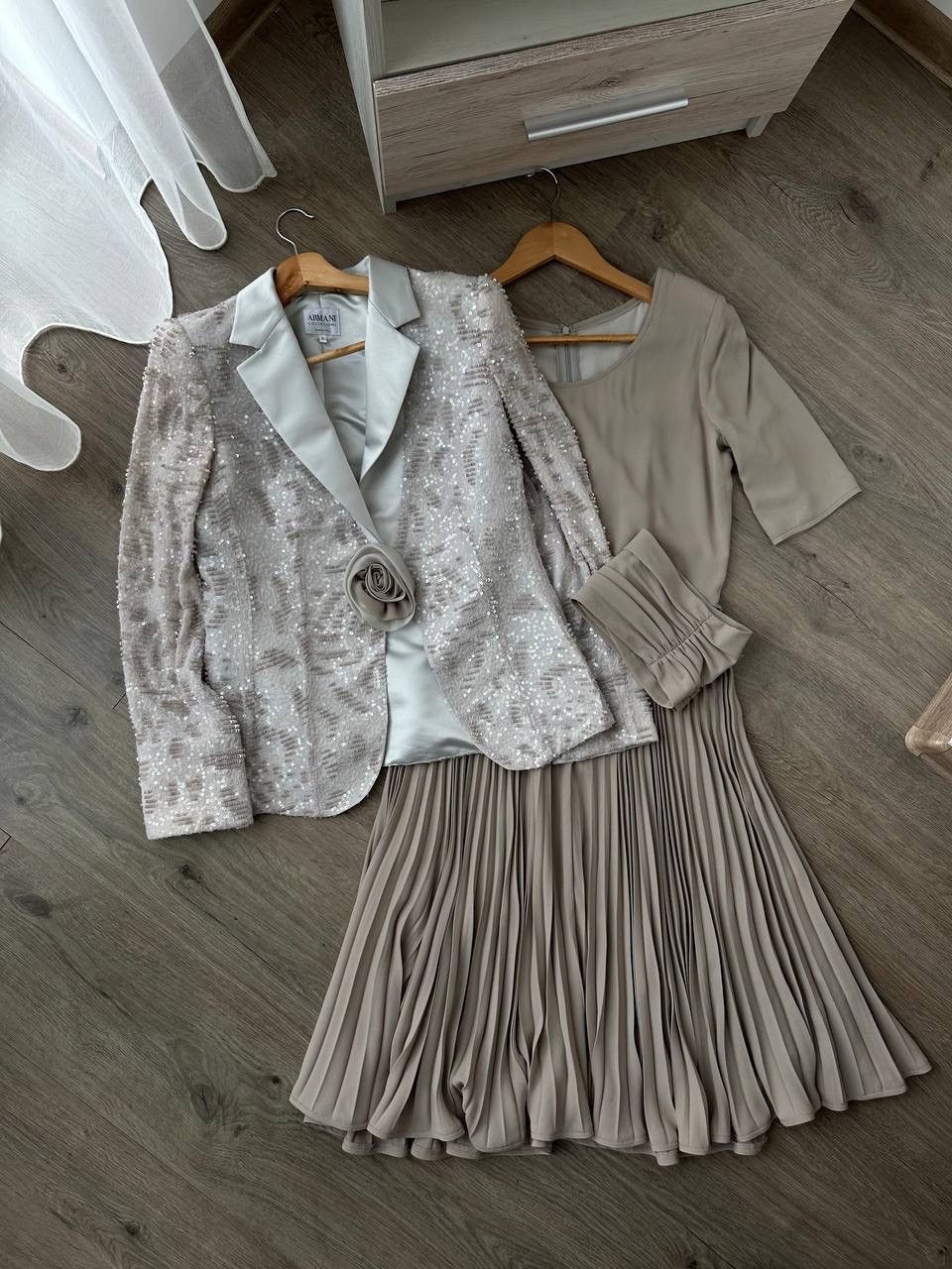 Armani Collezioni × Japanese Brand × Vintage Vintage Japanese Armani Collezioni Dress And Blazer Suit Size M / US 6-8 / IT 42-44 - 1 Thumbnail