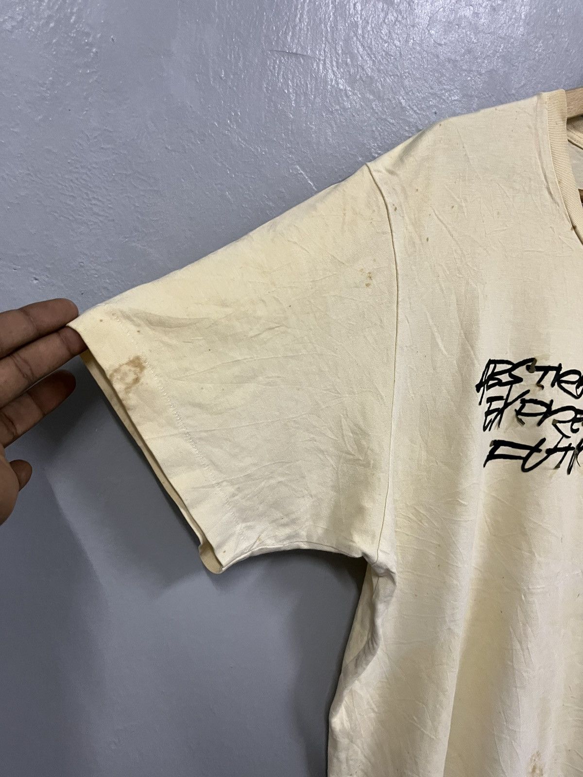 Futura × Uniqlo Futura X Uniqlo Tee Size US XL / EU 56 / 4 - 4 Thumbnail