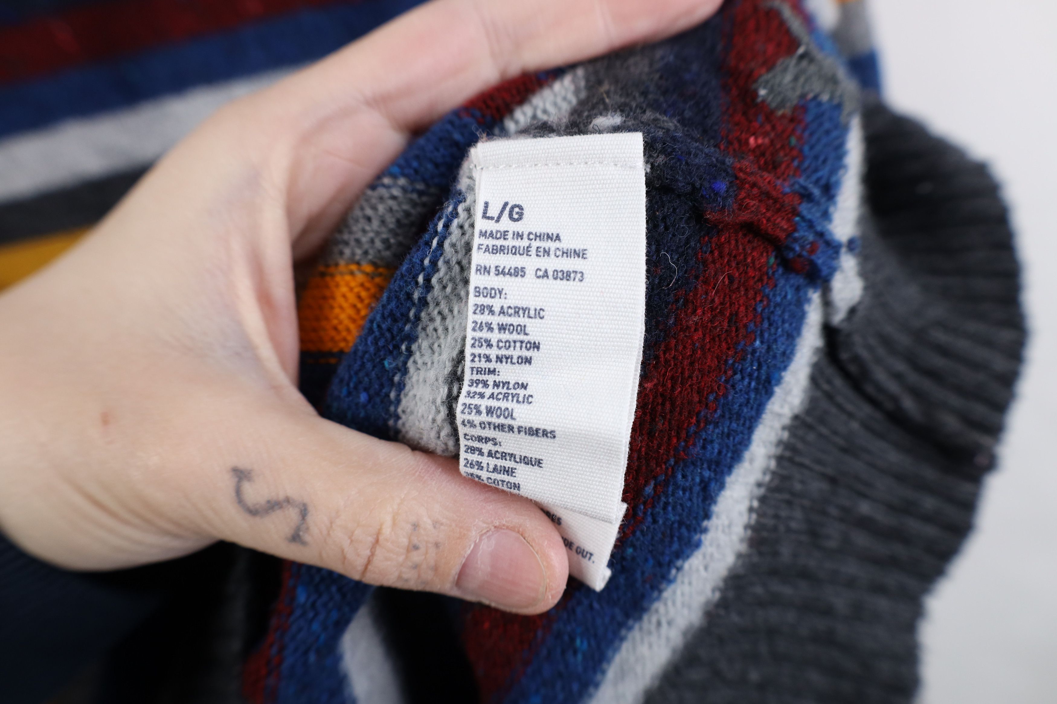 American Eagle Outfitters Vintage Y2K American Eagle Outfitters Rainbow Knit Sweater Size US L / EU 52-54 / 3 - 9 Thumbnail