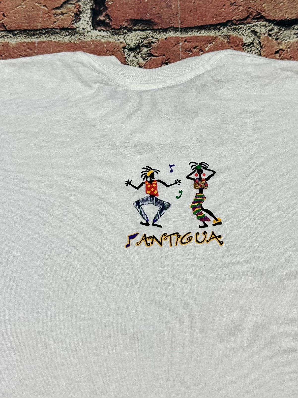Vintage Antigua Feelin' Hot Hot Hot T-Shirt T-ZERS Beefy Tee Vintage Size US L / EU 52-54 / 3 - 6 Thumbnail