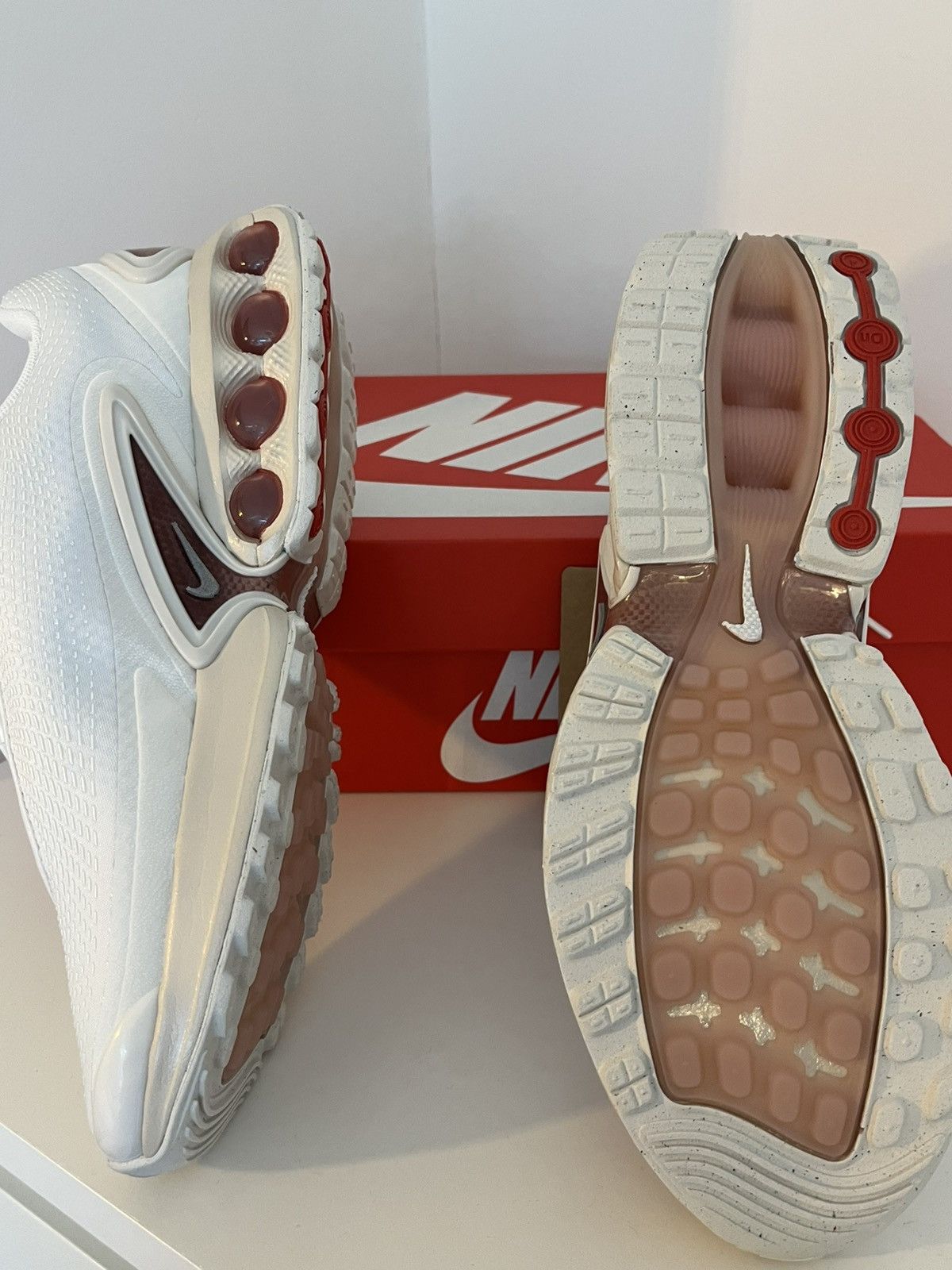 Nike Nike air max white DNs Size US 7.5 / EU 40-41 - 7 Thumbnail