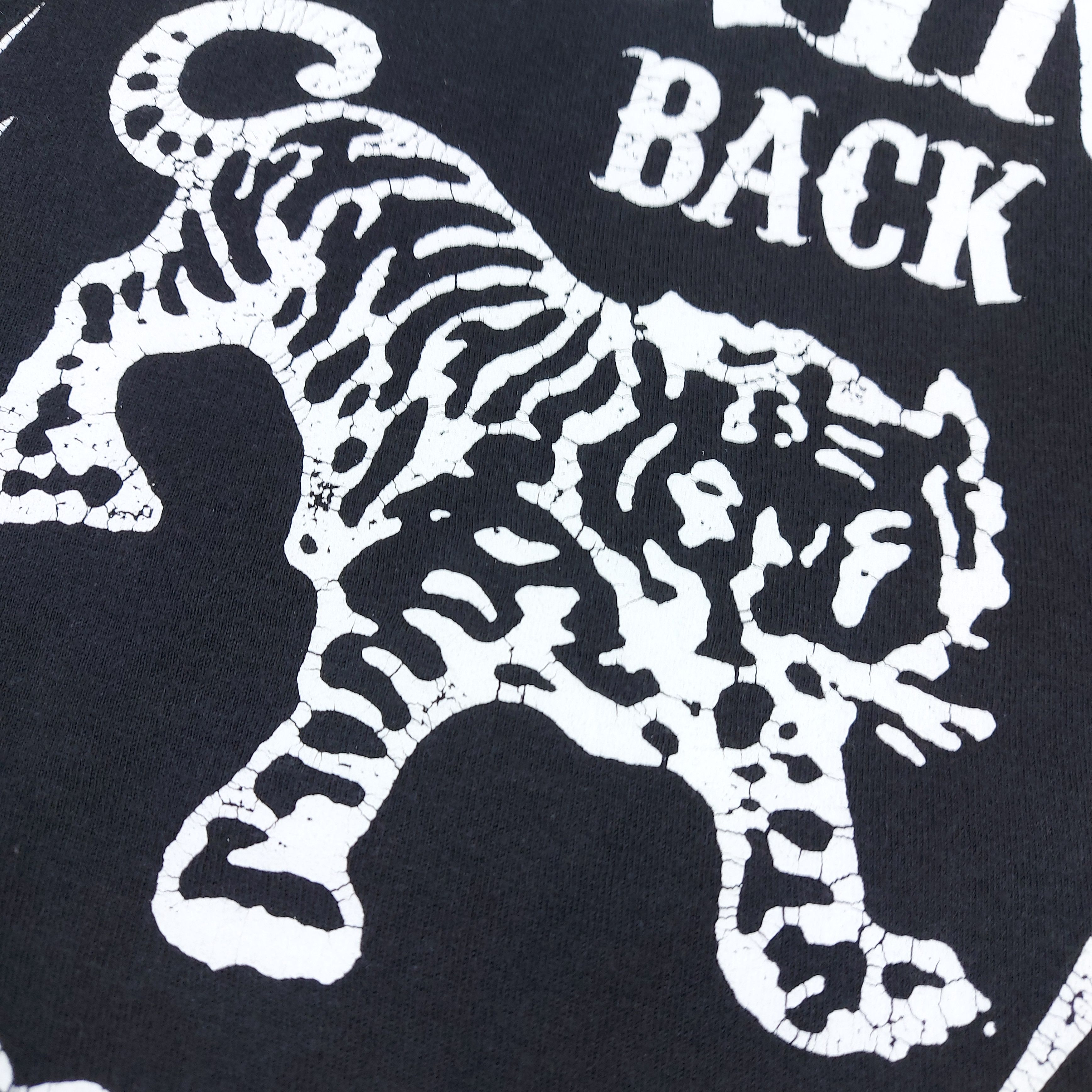 Band Tees Authentic 2014 Taking Back Sunday Band EMO Official TEE Size US XL / EU 56 / 4 - 3 Thumbnail