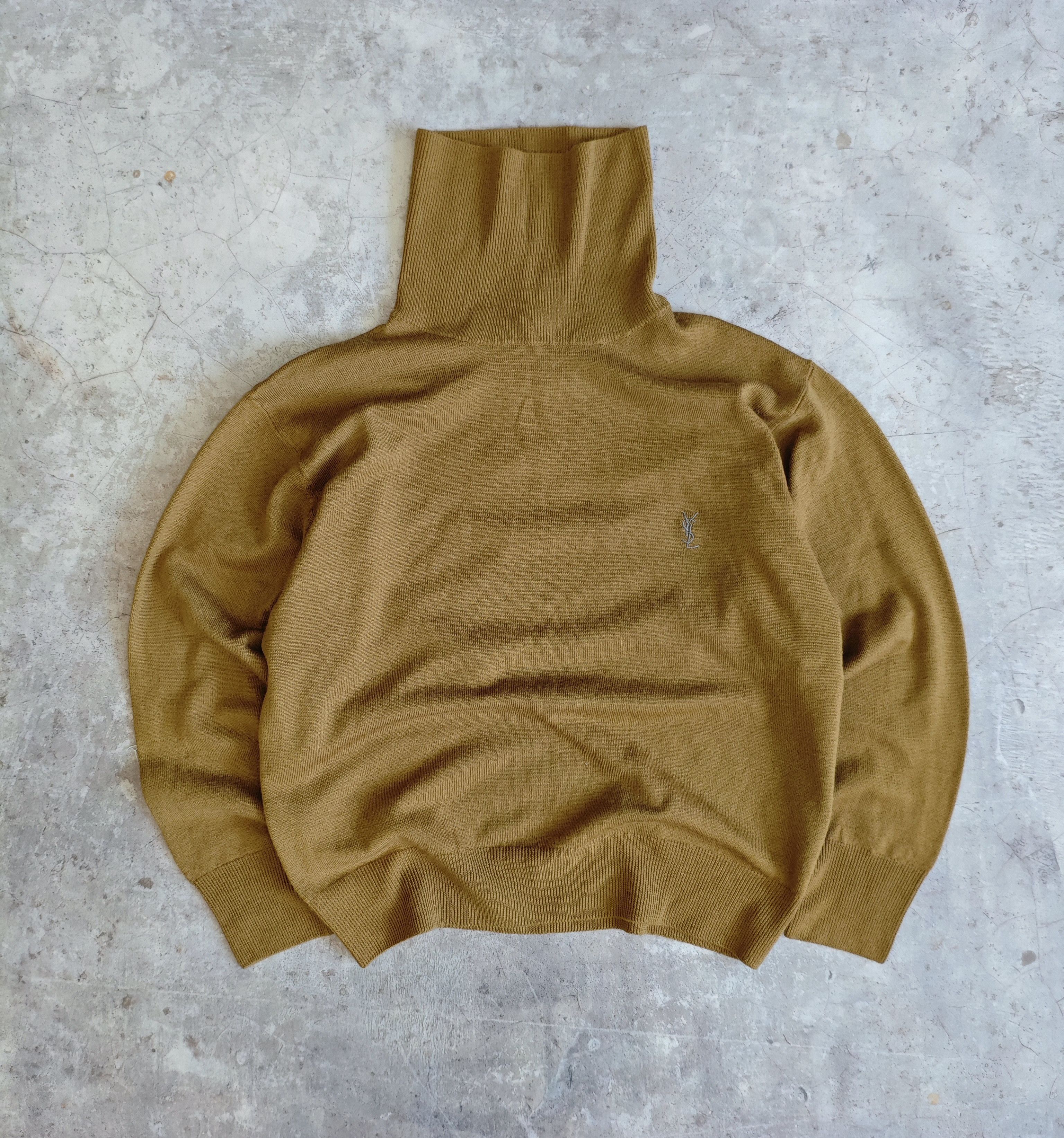 Yves Saint Laurent Yves Saint Laurent YSL vintage sweater with a high throat Size US M / EU 48-50 / 2 - 2 Thumbnail