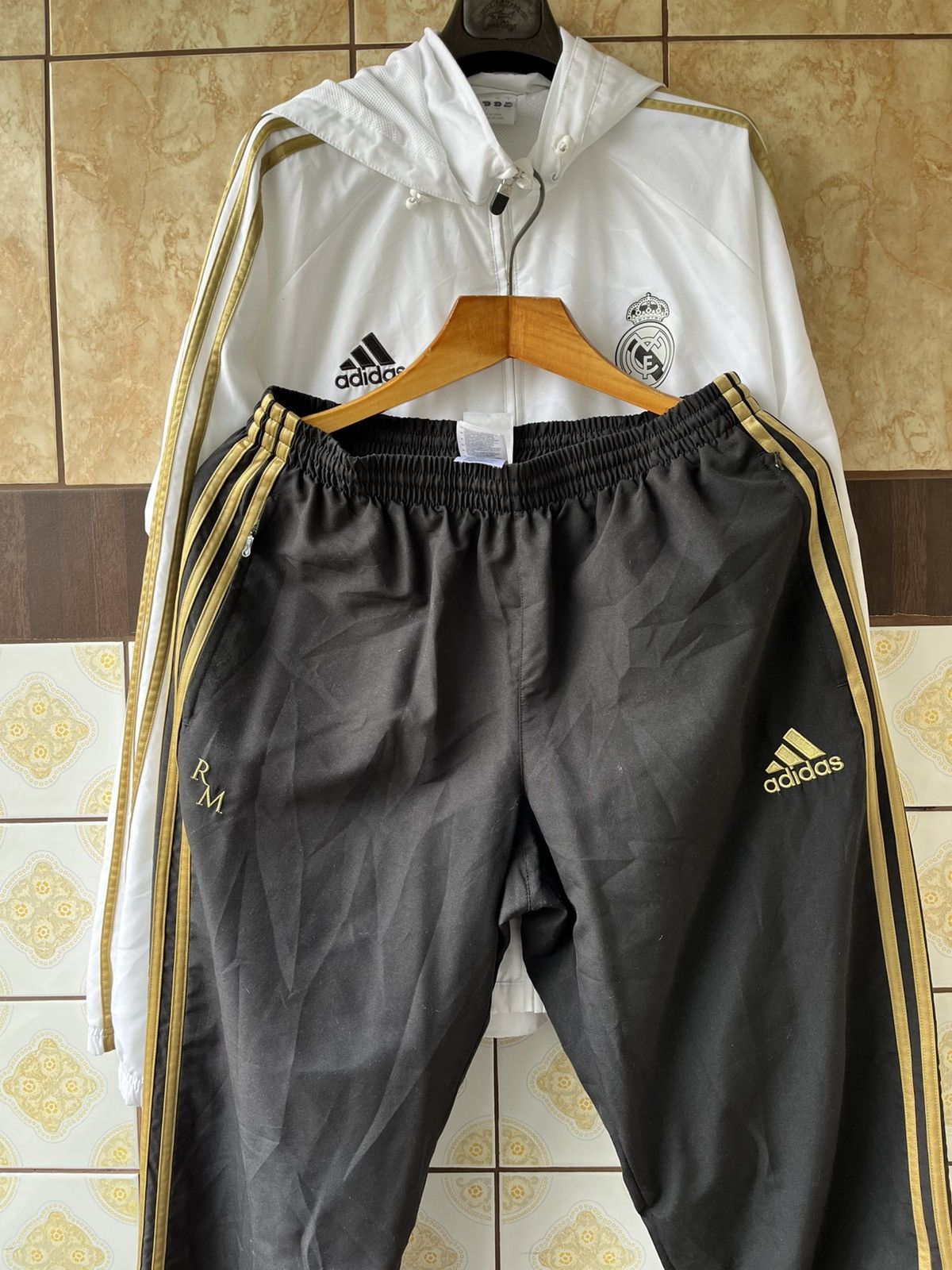 Adidas Real Madrid Adidas pants and jacket Size US L / EU 52-54 / 3 - 1 Thumbnail