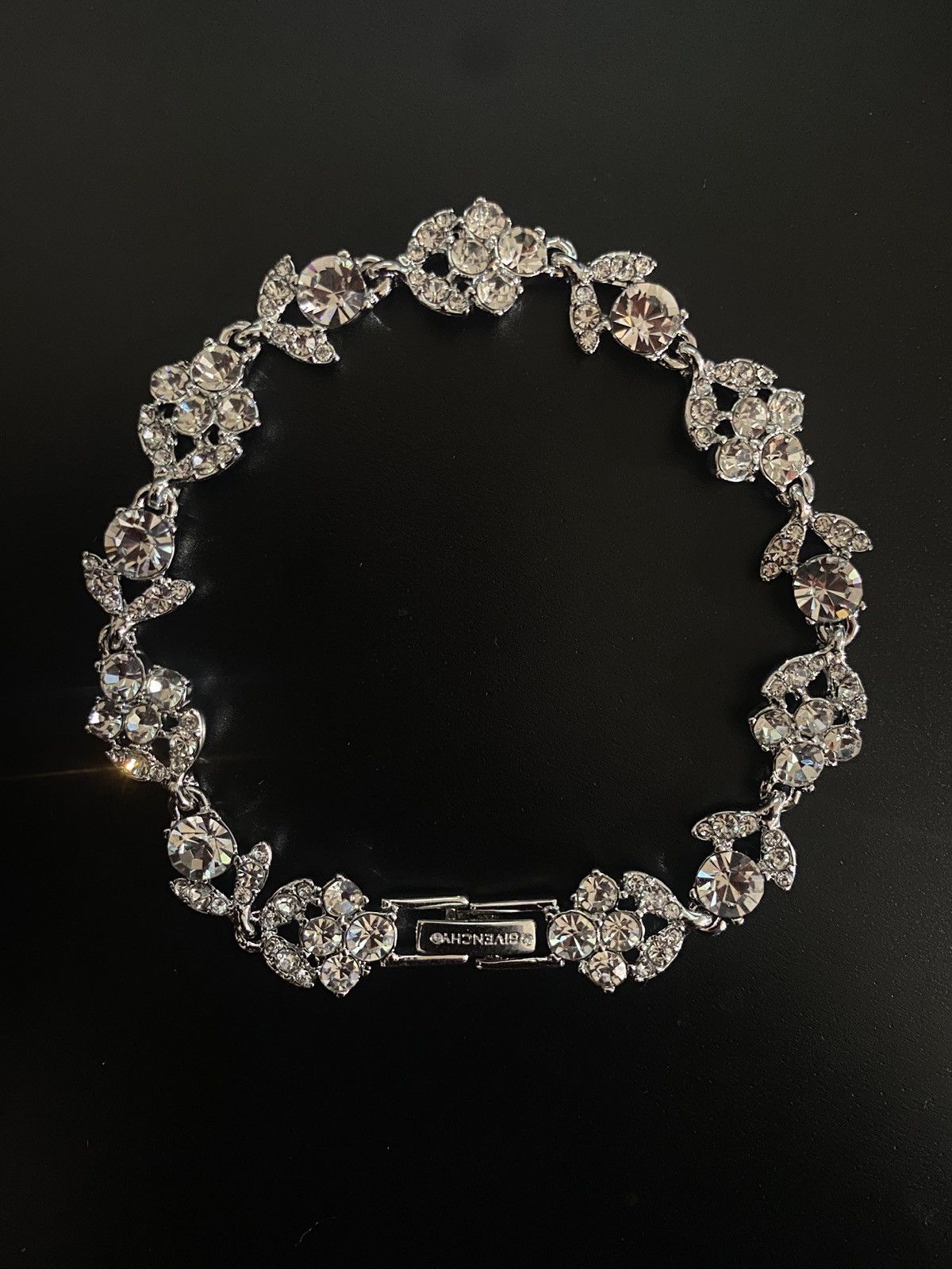 Givenchy RARE Givenchy Crystal Flex Bracelet Size ONE SIZE - 2 Thumbnail