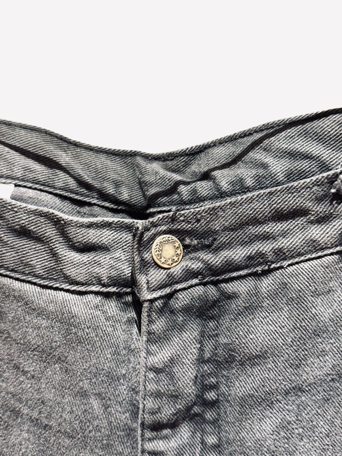 Fubu Kristian Stark Vintage Fubu Long Denim Shorts Jorts Size US 40 / EU 56 - 4 Thumbnail