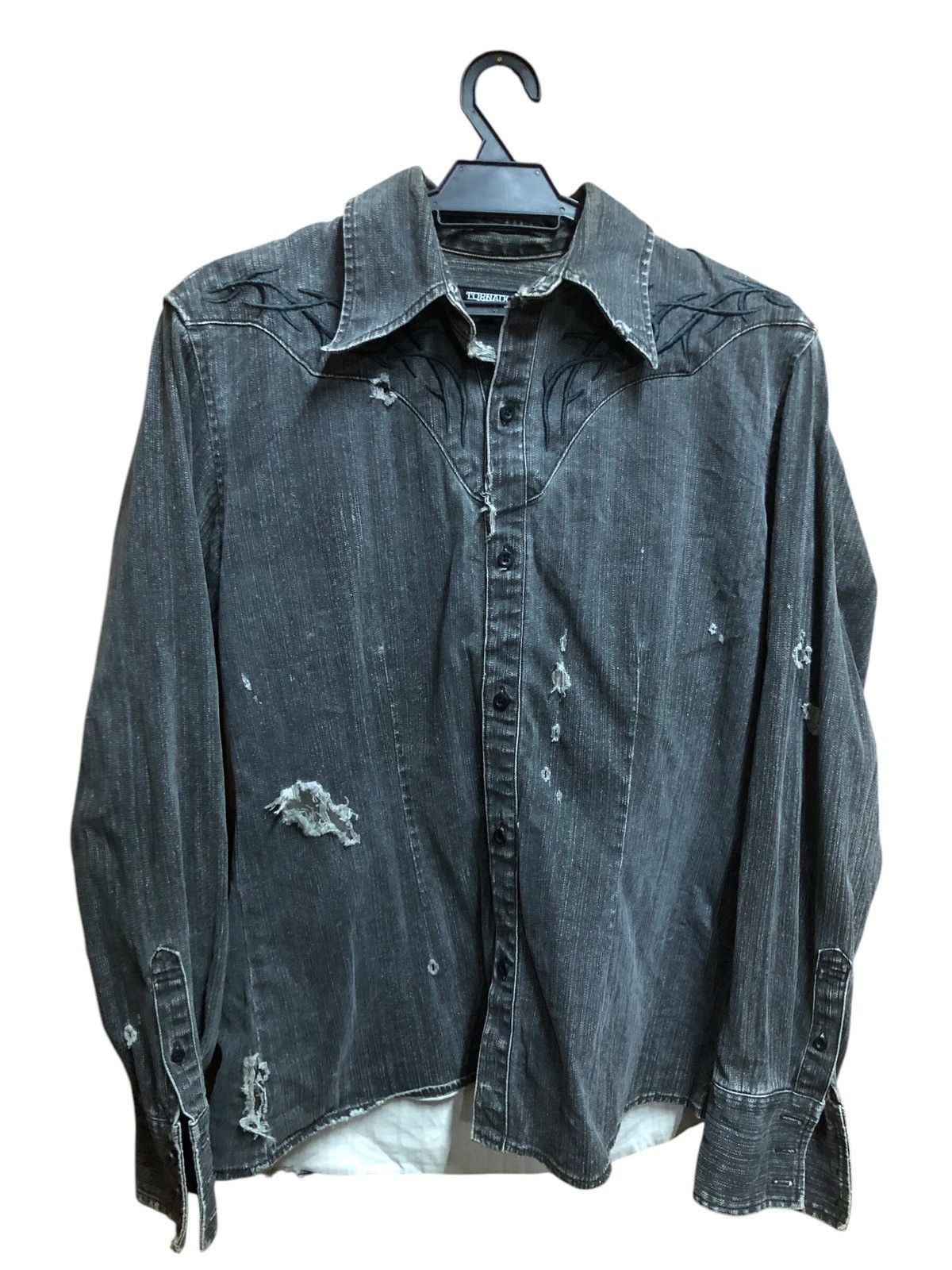 If Six Was Nine × Tornado Mart Tornado Mart Distressed Denim Button Up jacket Size US M / EU 48-50 / 2 - 1 Thumbnail