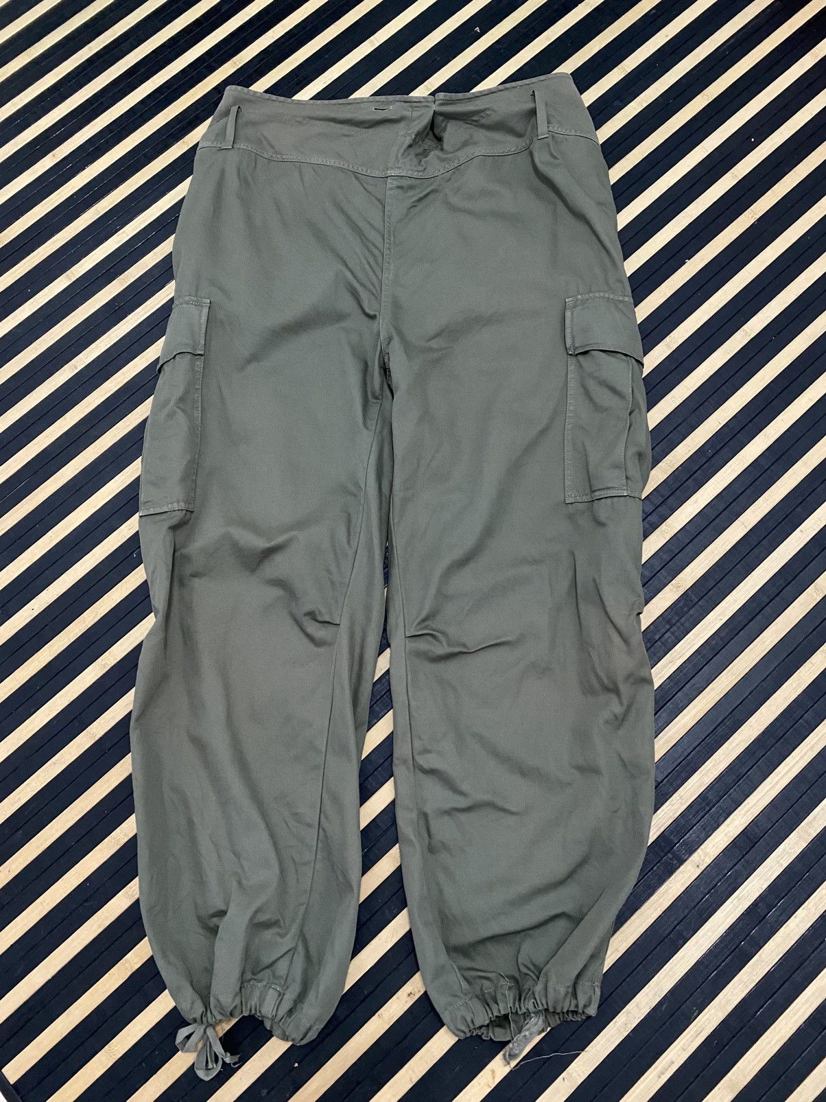 Hysteric Glamour × If Six Was Nine × Japanese Brand Mystic Parachute Flared 6 Pocket Olive Green Cargo Pants Size US 34 / EU 50 - 1 Thumbnail