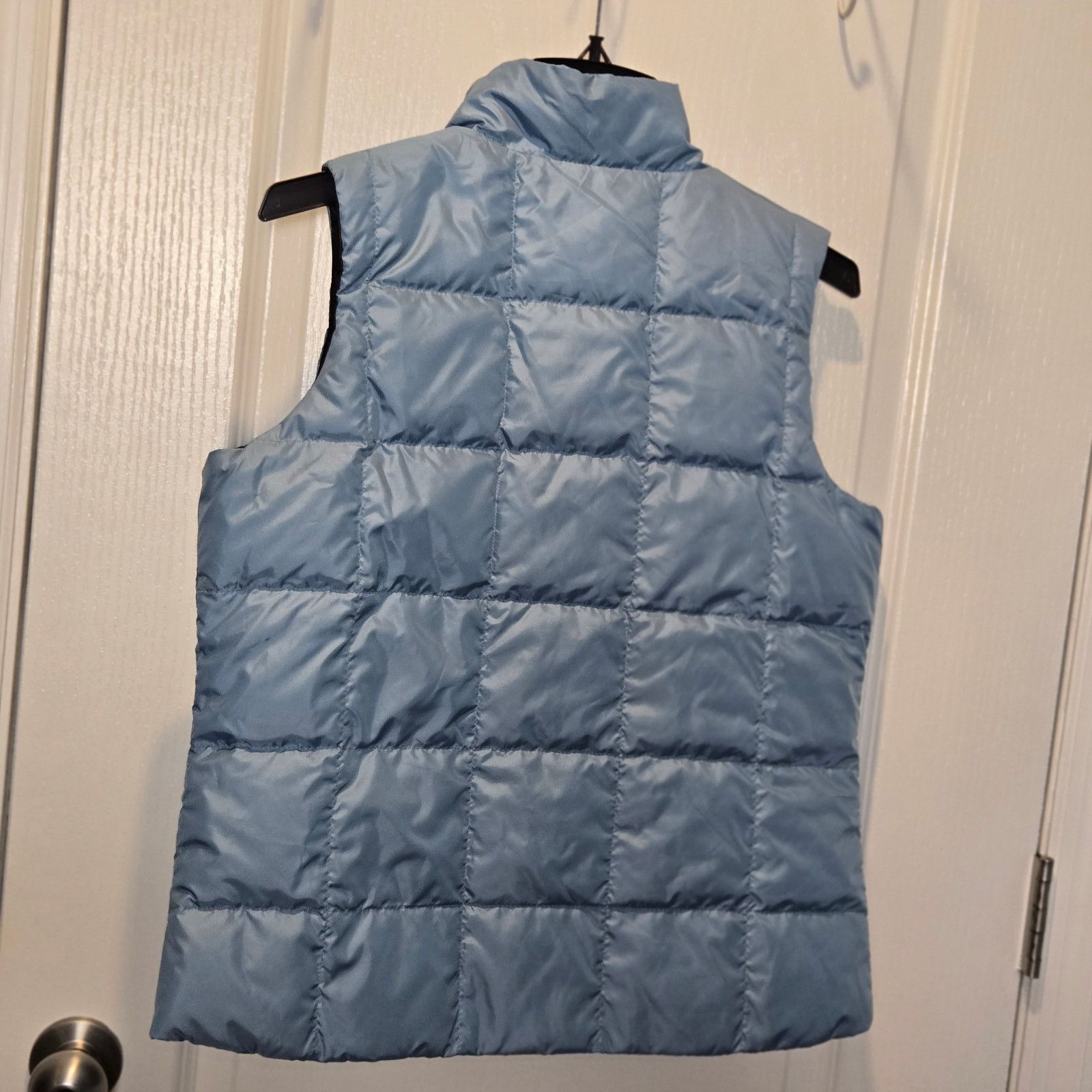 L.L. Bean LL Bean Women Goose Down Puffer Vest Reversible Snap sz S Size S / US 4 / IT 40 - 4 Thumbnail