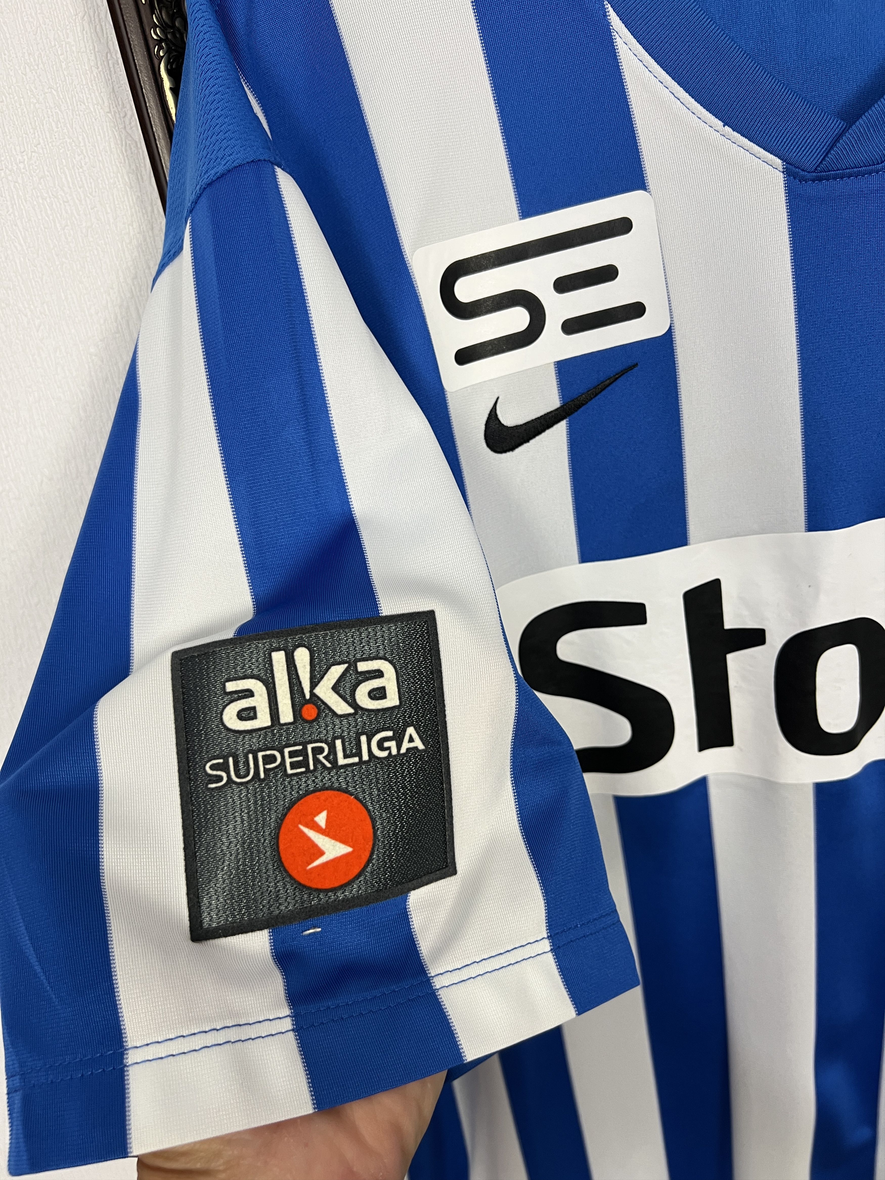 Nike Esbjerg Home football shirt 2014 Nike #7 Vestergaard Size US XXL / EU 58 / 5 - 4 Thumbnail