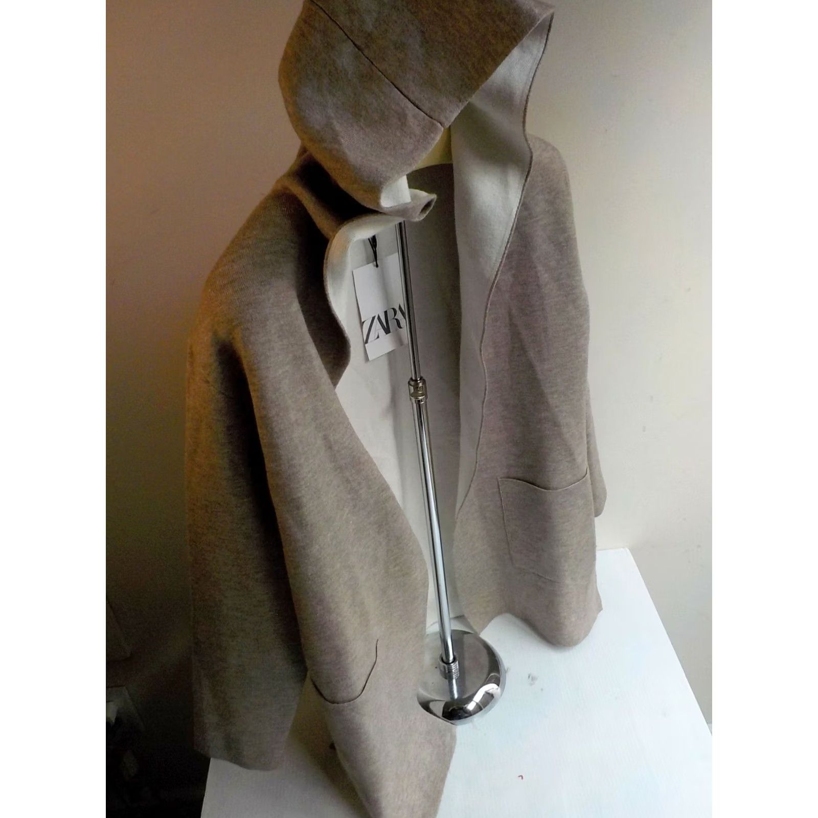 Zara VINTAGE Zara Double Faced Knit Sweater Jacket Ivory/Brown Viscose Blend SZ 11/12 NWT Women Cardigan Knit Long Sleeve 28.5 Length 20.5 Sleeve womens Size L / US 10 / IT 46 - 3 Thumbnail