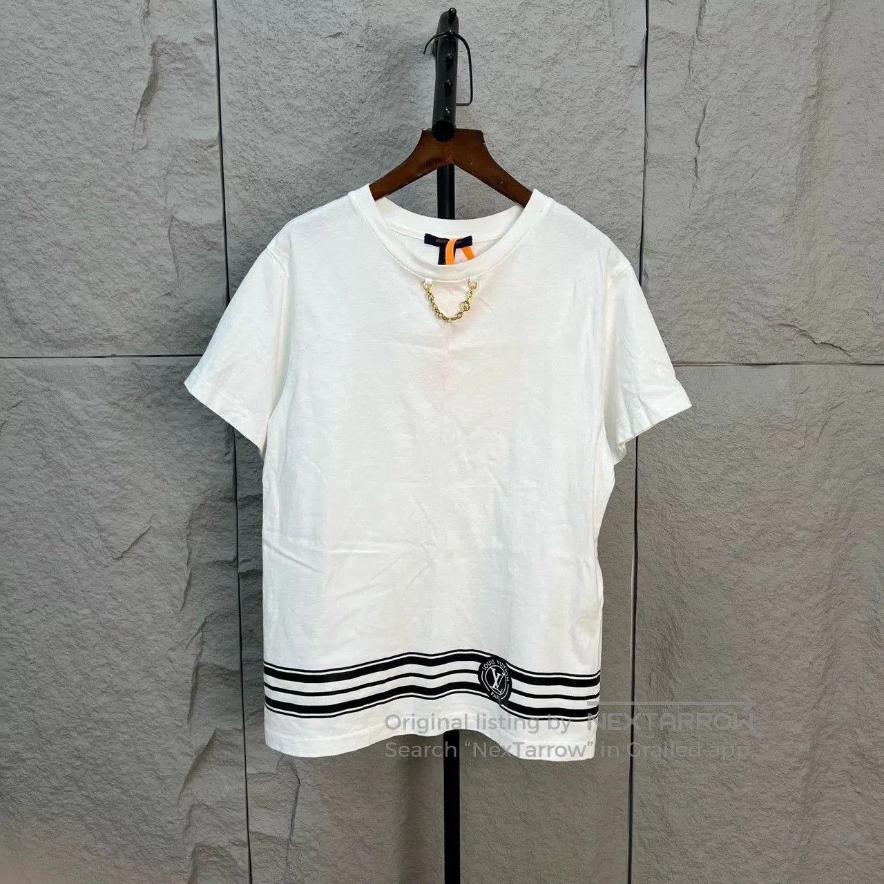 Louis Vuitton LV White Stripe Chain Neck Short Sleeve. Size US L / EU 52-54 / 3 - 1 Thumbnail