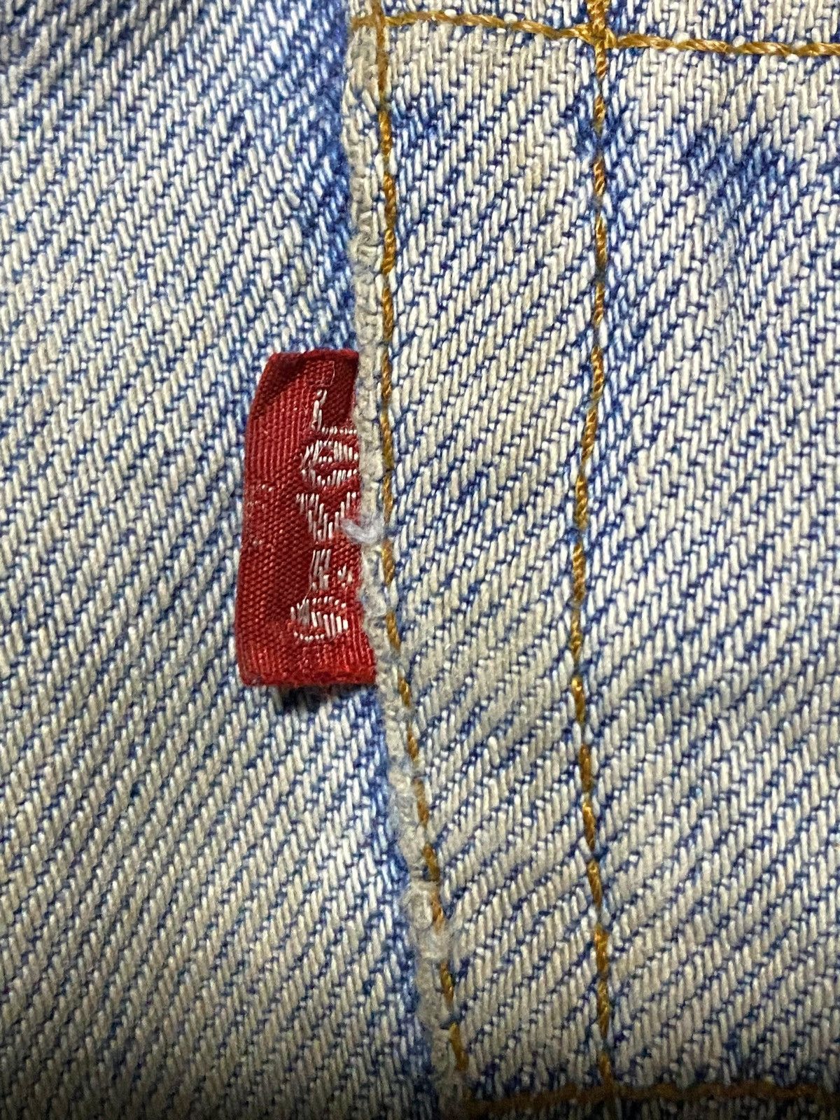 Levi's Vintage Clothing Vintage Levis 505 Blue Fade Wash Distressed Loose Jeans Size US 29 - 15 Thumbnail