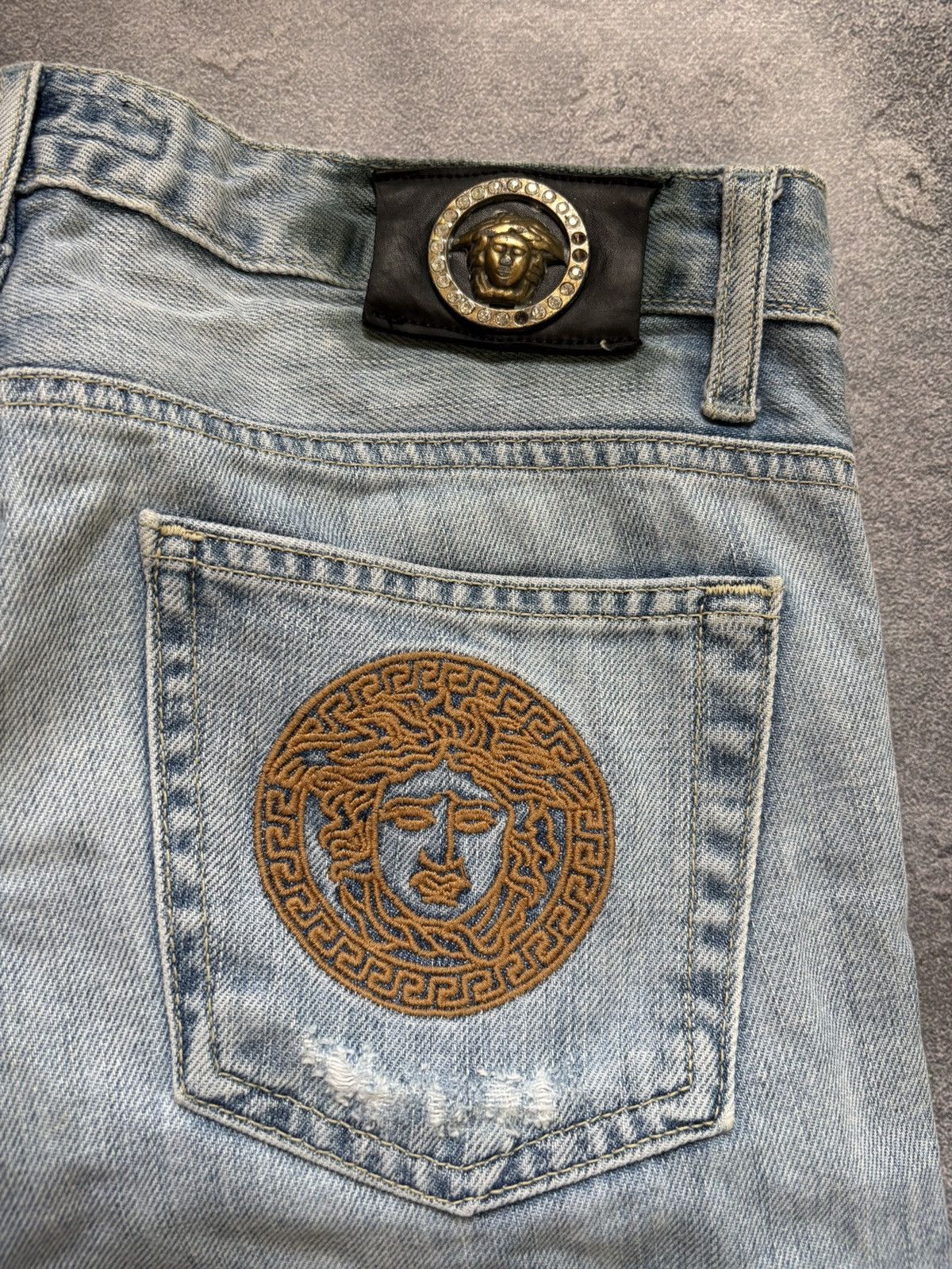 Versace Jeans Couture Vtg Versace Y2K Medusa Logo Distressed Bootcut Flared Jeans Size 29" - 4 Thumbnail