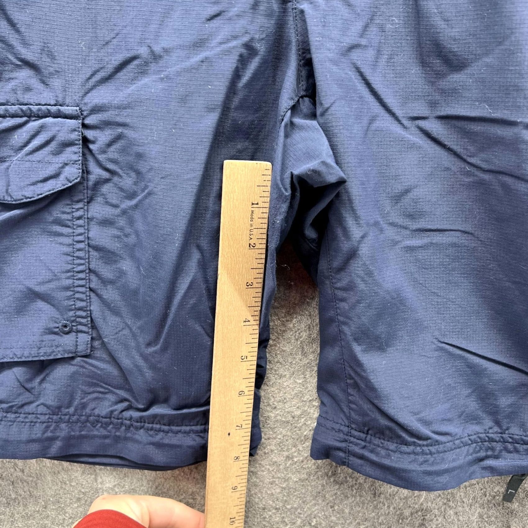 Vintage Columbia Shorts Women 8 Blue Navy Chino Flat Front Omni Shade PFG Hiking Shirtless? Size 30" / US 8 / IT 44 - 7 Thumbnail