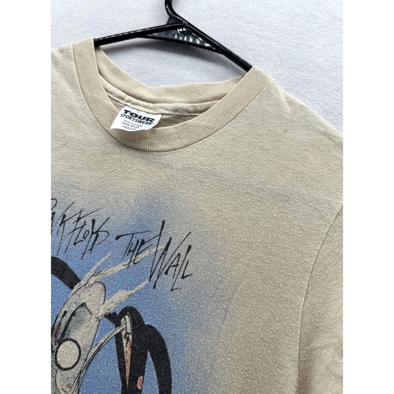 Vintage VINTAGE Pink Floyd The Wall Shirt Mens Medium Beige Graphic Tour Sportswear 80s Size US M / EU 48-50 / 2 - 3 Thumbnail