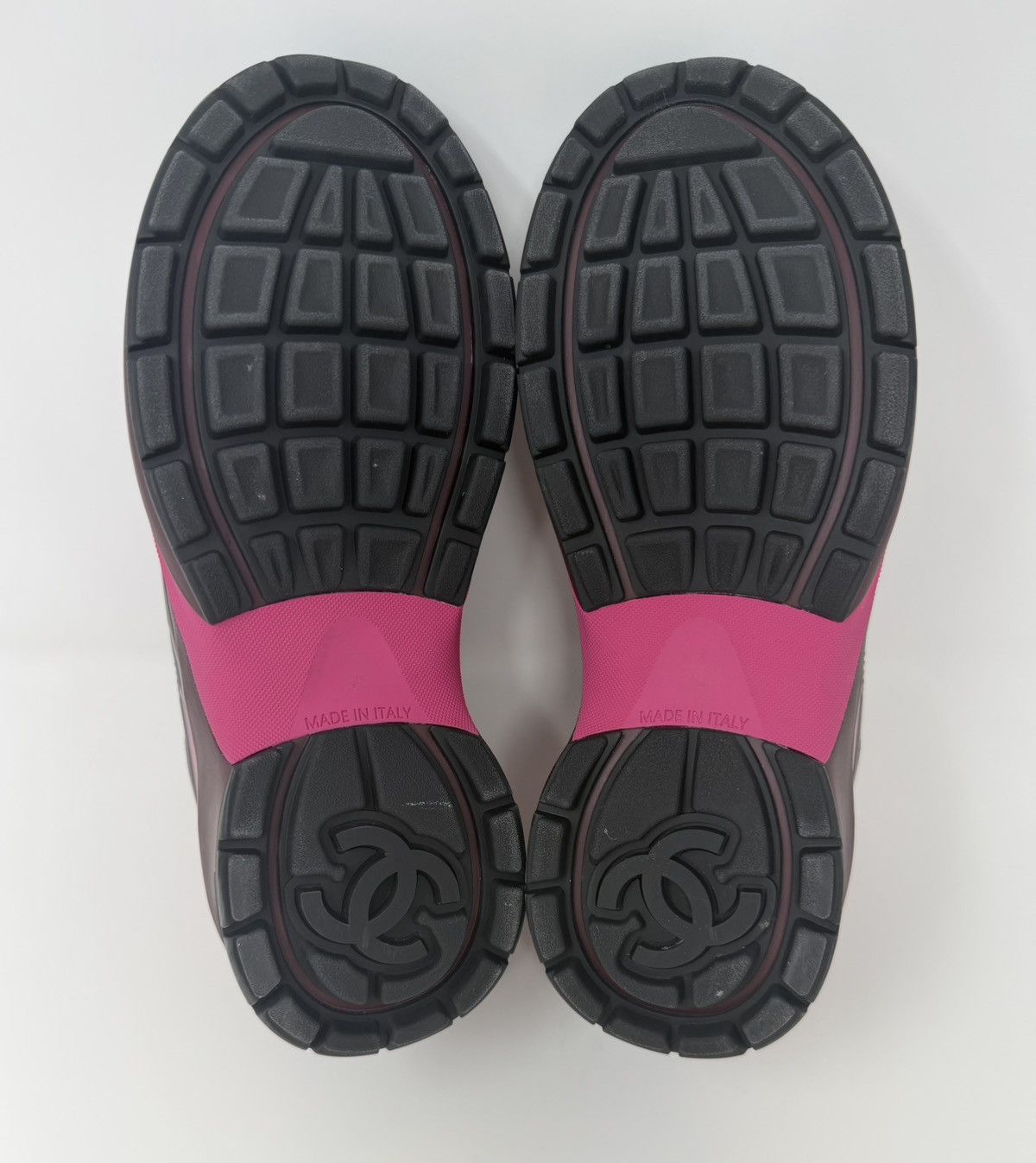 Chanel Chanel CC Low Top Trainer Sneaker Pink/Burgandy Size US 8 / IT 38 - 6 Thumbnail