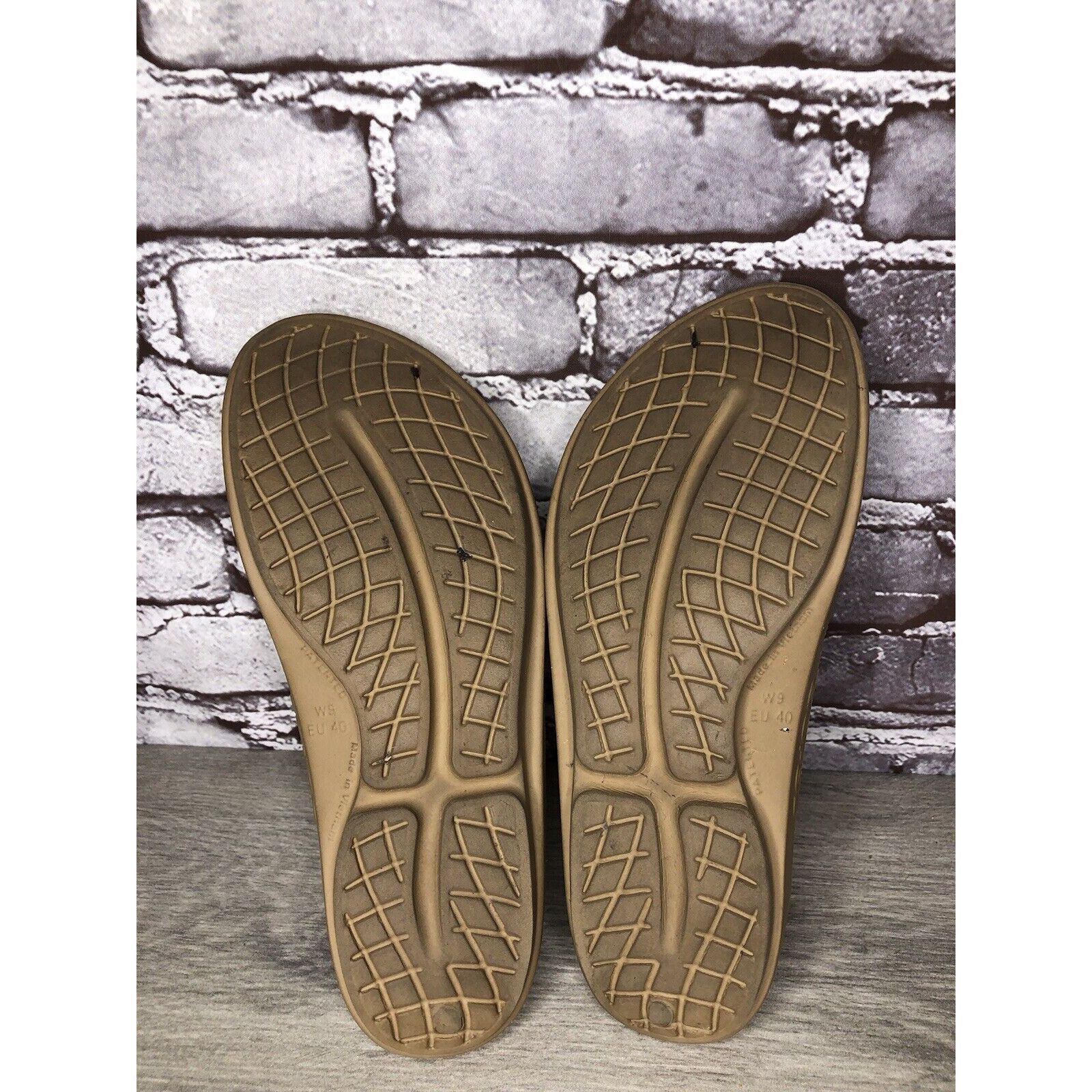 Other OOFOS OOLALA Women's Recovery Nude Rubber Sandals Sz 40EU/9M Size US 10 / IT 40 - 16 Thumbnail