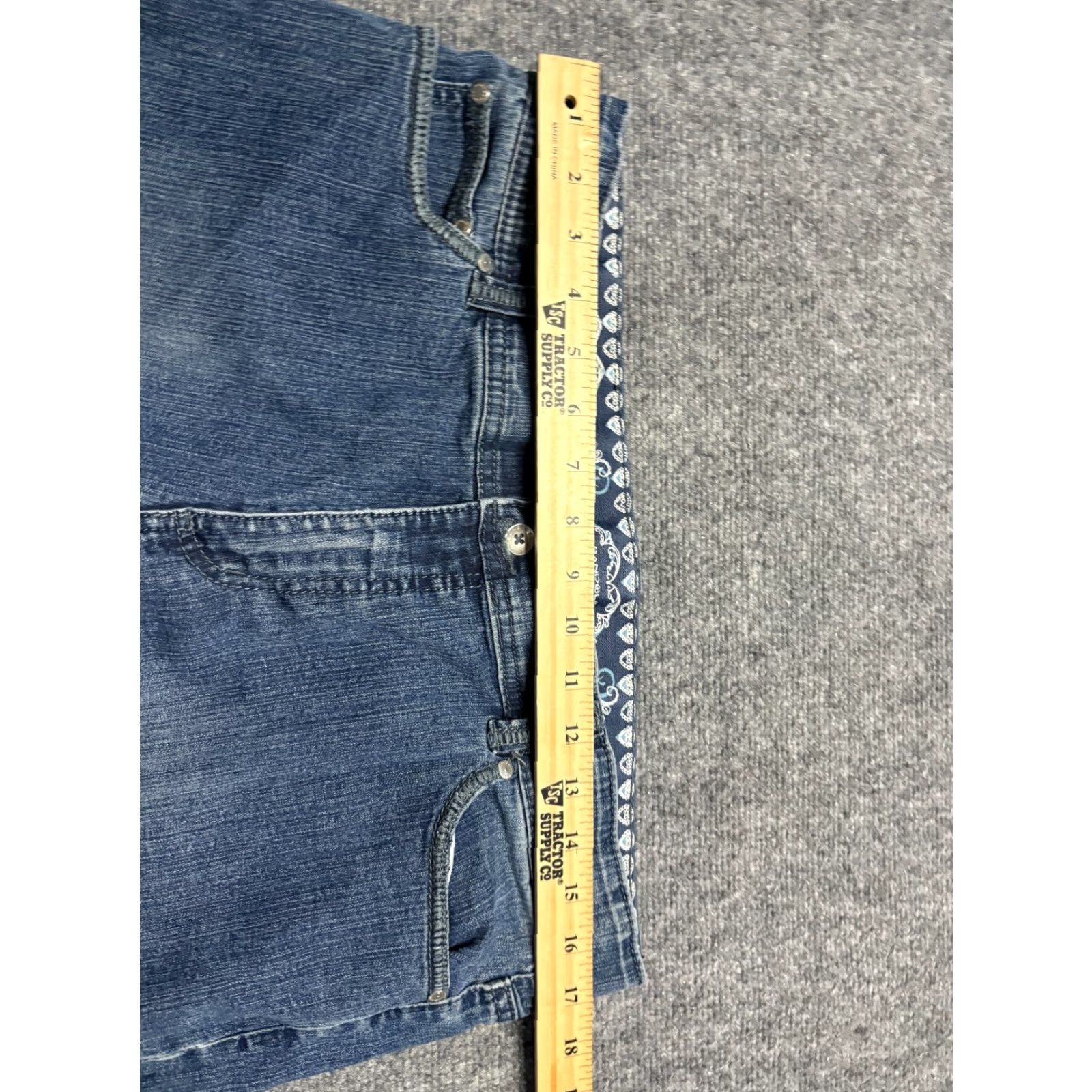 Vintage Bandolino Jeans Womens 14 Jeans Blue Denim Stretch Waist Regular Pockets Classic Straight Size 36" / US 14 / IT 50 - 3 Thumbnail
