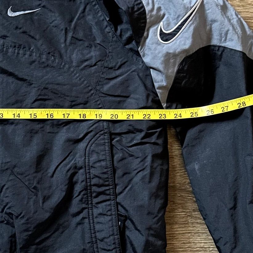 Nike VTG 90s Nike Grey Tag Retro Swoosh Size XL Size US XL / EU 56 / 4 - 5 Thumbnail