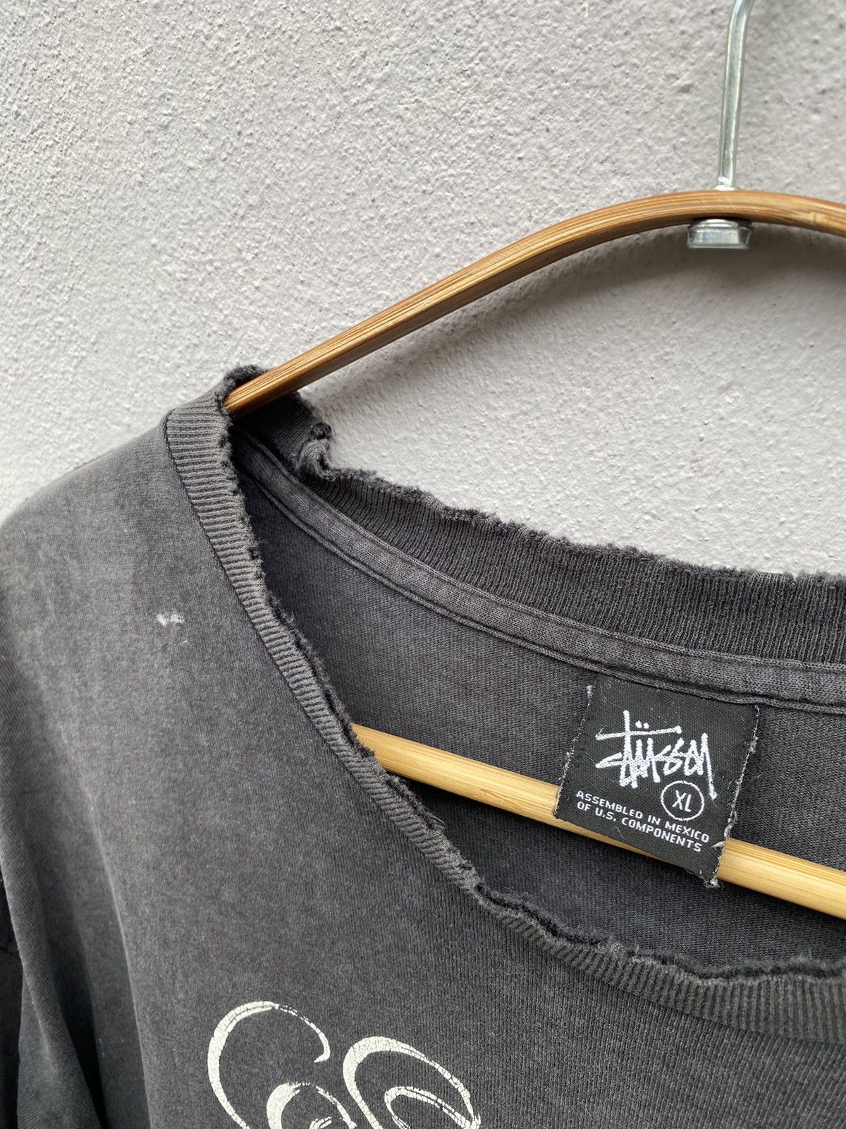 Stussy Vintage 2006 Distressed STUSSY x ERIC ELMS ADORN World Tour Size US XL / EU 56 / 4 - 9 Thumbnail