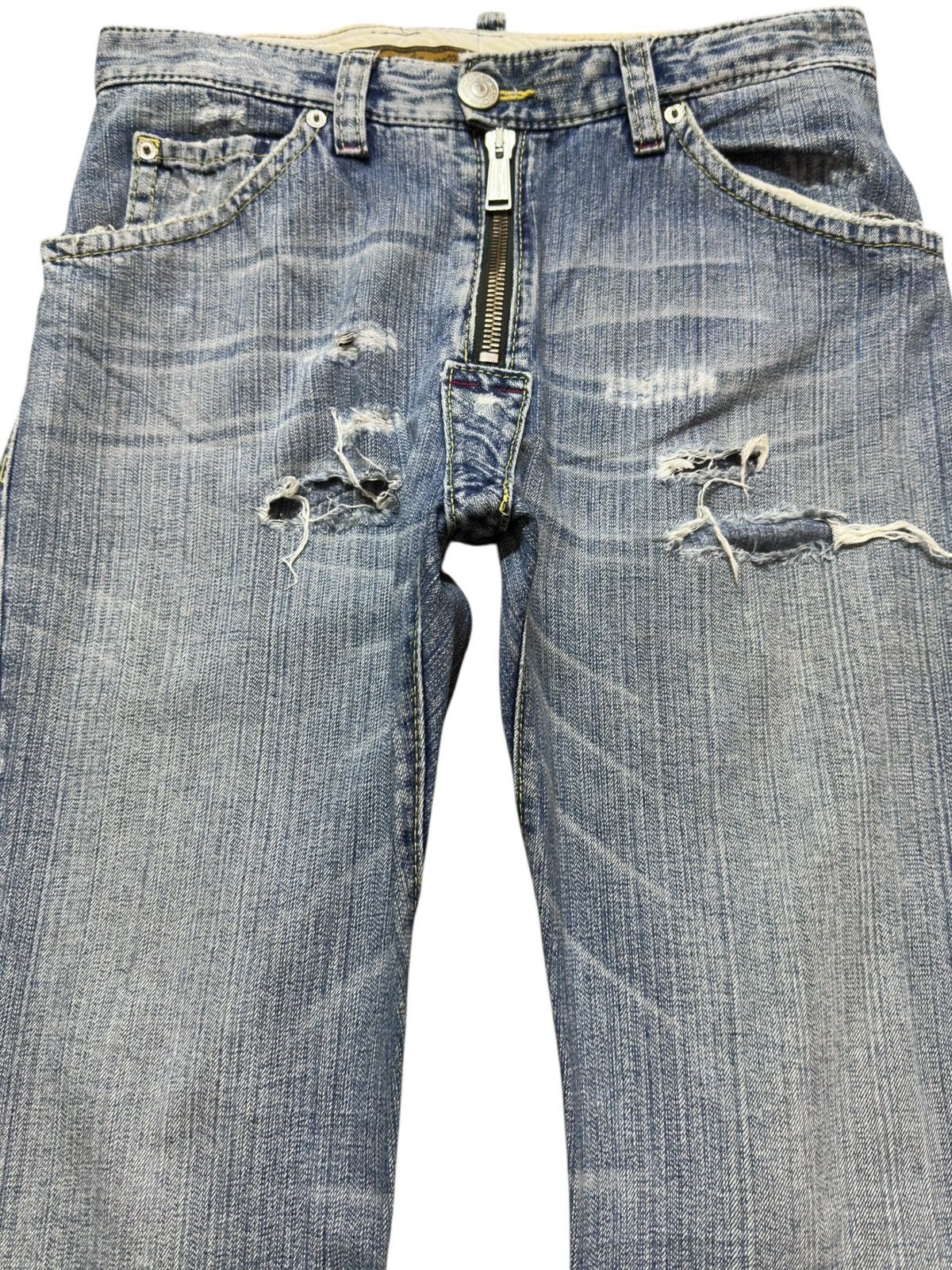 Dsquared2 Vintage Dsquared2 Curve Leg Faded Grunge Distressed Denim Size US 31 - 2 Thumbnail