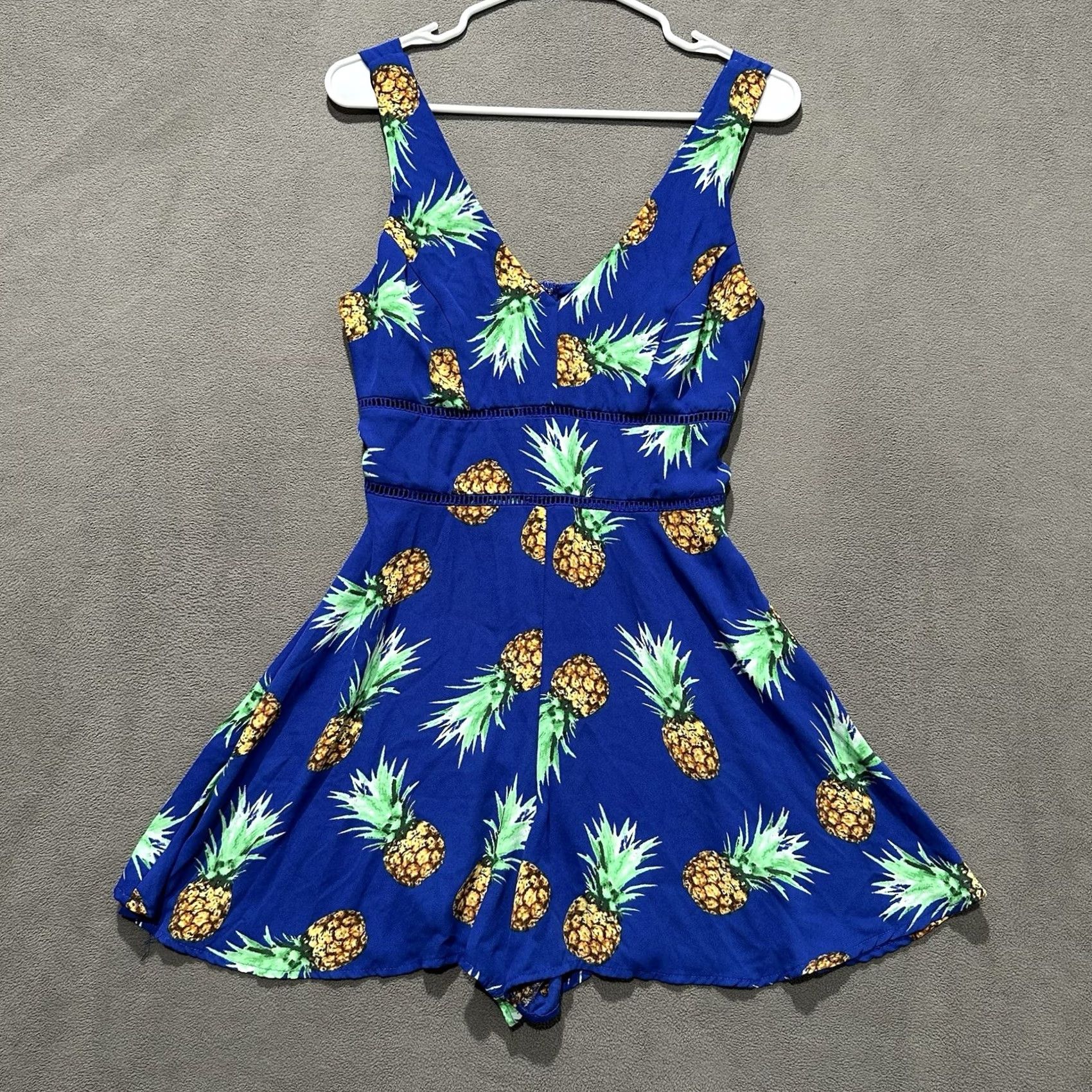 Vintage Charlotte Russe Romper Womens M Blue Pineapple Print Sleeveless Lace EUC Casual Party/Cocktail Travel Womens Size 32" / US 10 / IT 46 - 2 Thumbnail
