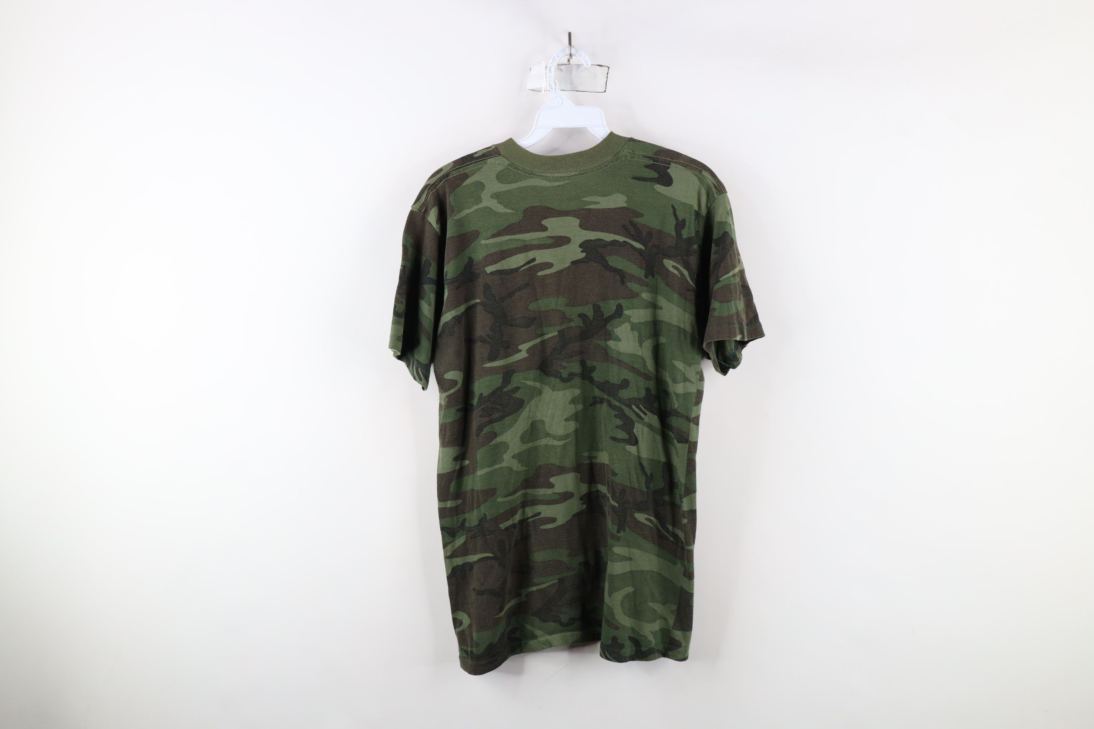 Vintage Vintage 70s 80s Streetwear Camouflage Pocket T-Shirt USA Size US M / EU 48-50 / 2 - 8 Thumbnail