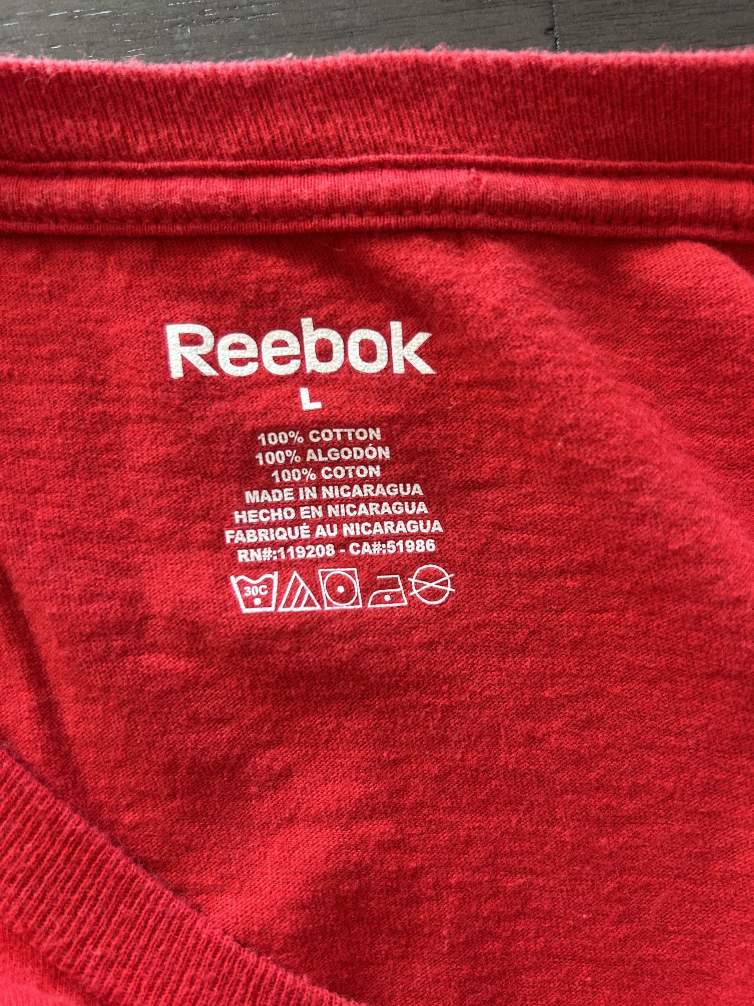 NHL × Reebok × Vintage Vintage Chicago Blackhawks Reebok NHL Tee – Size L Size US L / EU 52-54 / 3 - 4 Thumbnail