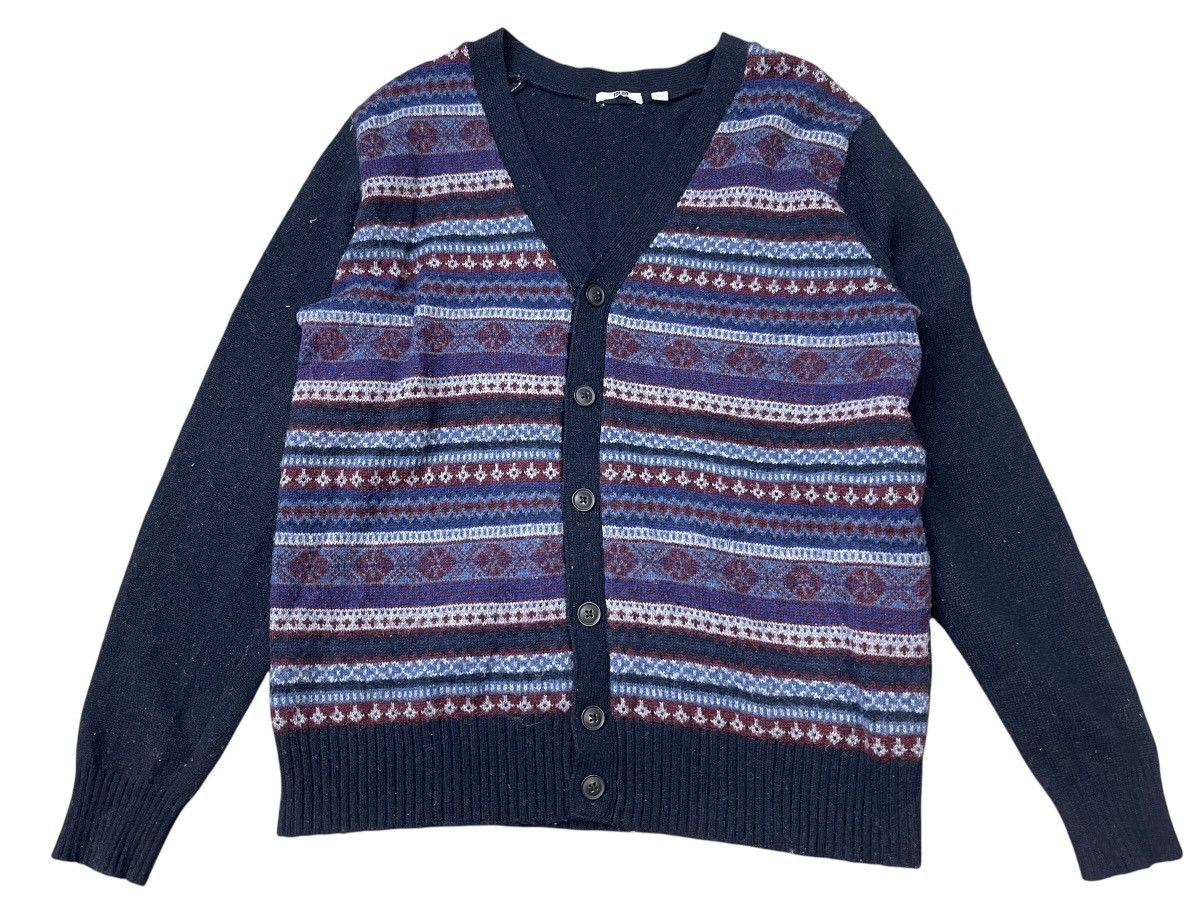 Uniqlo Vintage Uniqlo Aztec Cardigan Sweater Streetwear Size US L / EU 52-54 / 3 - 2 Thumbnail