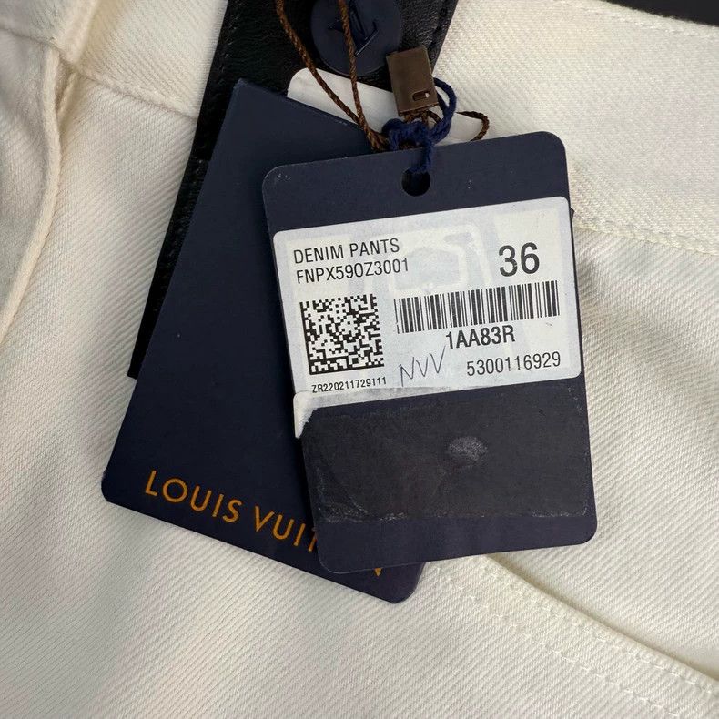 Louis Vuitton Louis Vuitton White presbyopic leather jeans 2505-Nextarrow Size US 36 / EU 52 - 7 Thumbnail