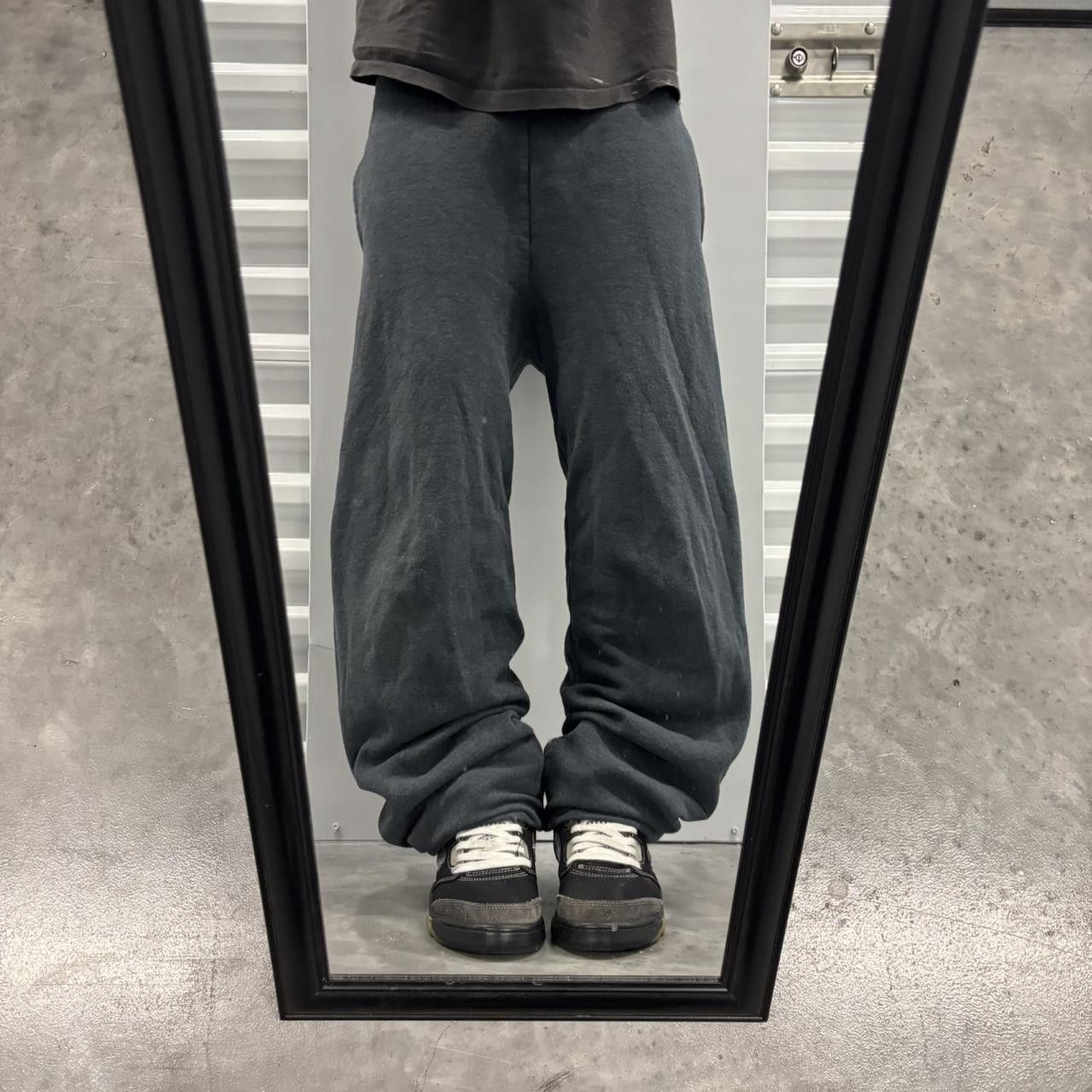 Japanese Brand × Vintage Crazy Vintage Y2K/2000s Dark Grey Skater Essential Sweatpants! Size US 30 / EU 46 - 1 Thumbnail