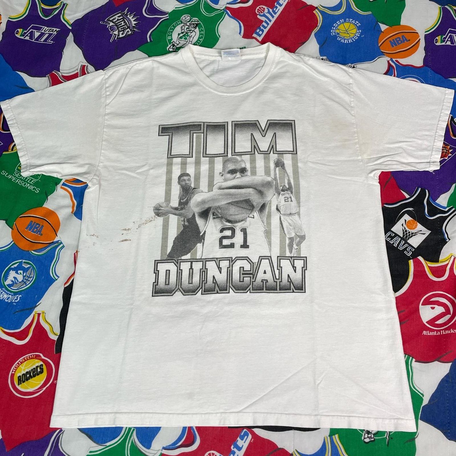 NBA × Vintage VTG 2000s NBA Tim Duncan San Antonio Spurs Mens T-Shirt Size US L / EU 52-54 / 3 - 1 Thumbnail