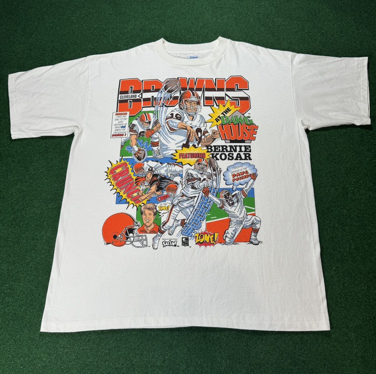 Nutmeg × Salem Sportswear × Vintage Cleveland Browns GRAIL Bernie Kosar Salem Comics T Shirt Size US XL / EU 56 / 4 - 1 Thumbnail