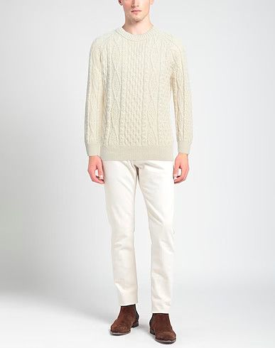 o1loc1c0324 712263 Alpaca Aran Jumper in Beige