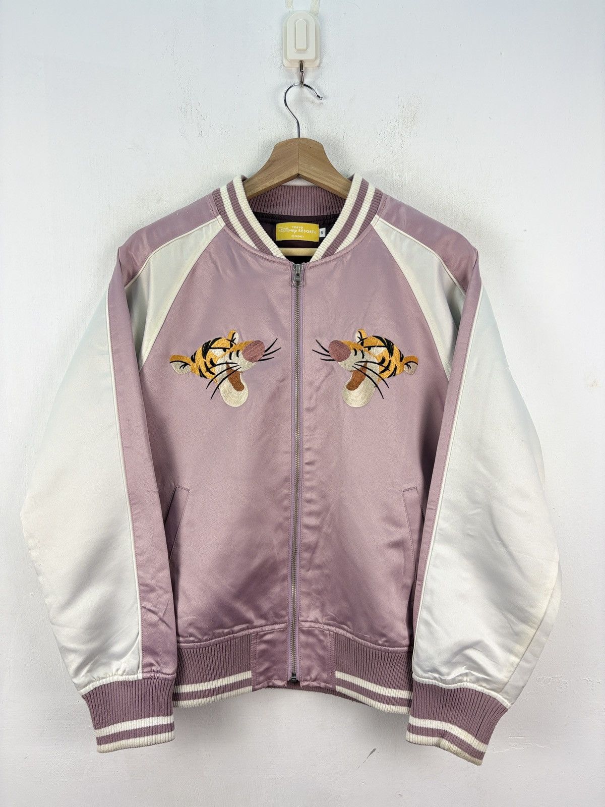 Disney Vintage Tokyo Disney Tigger The Pooh Bomber Jacket Size US S / EU 44-46 / 1 - 2 Thumbnail