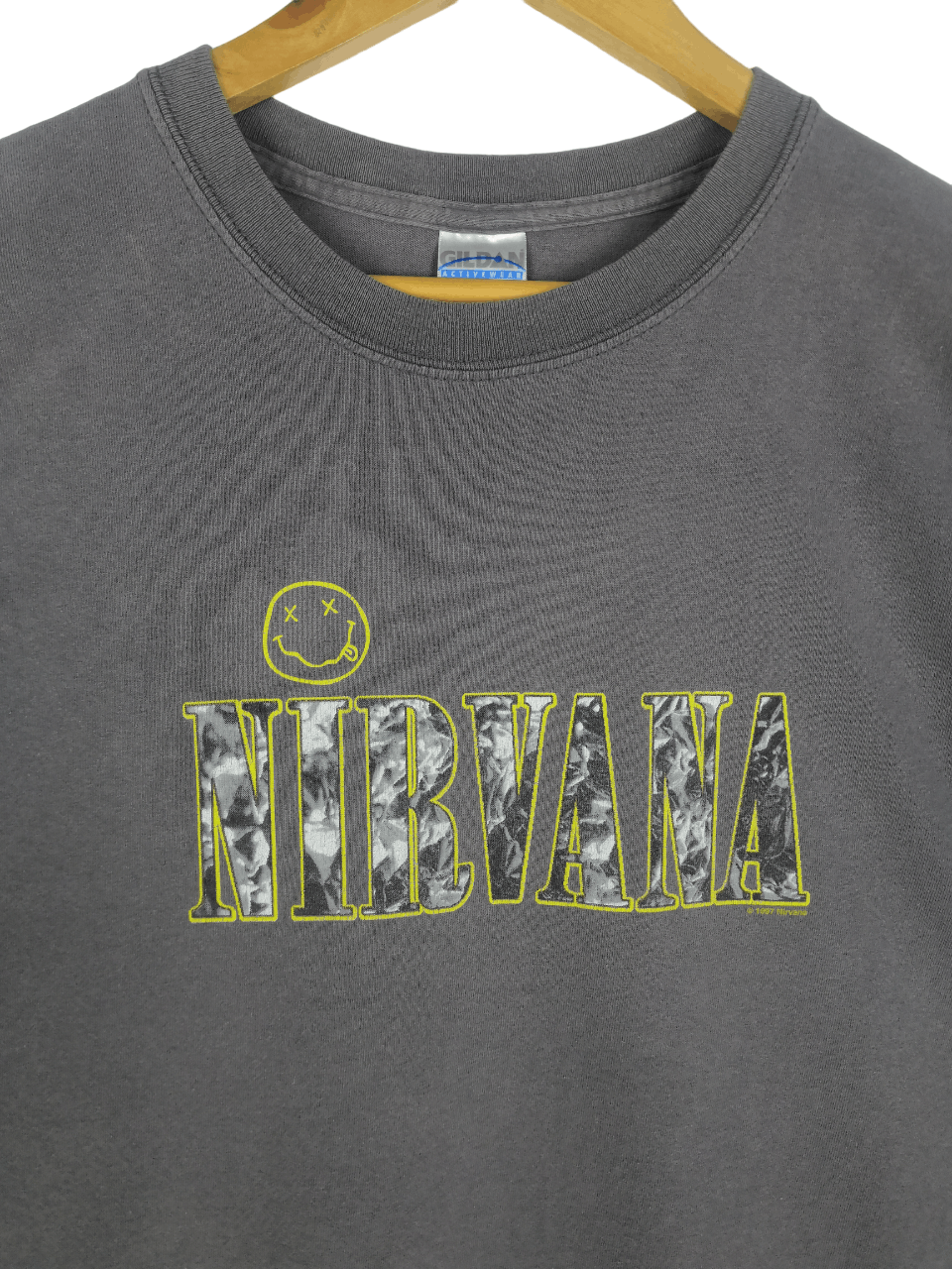 Band Tees Vintage 1997 Nirvana Simley T-Shirt Kurt Cobain Tees Size US L / EU 52-54 / 3 - 1 Thumbnail