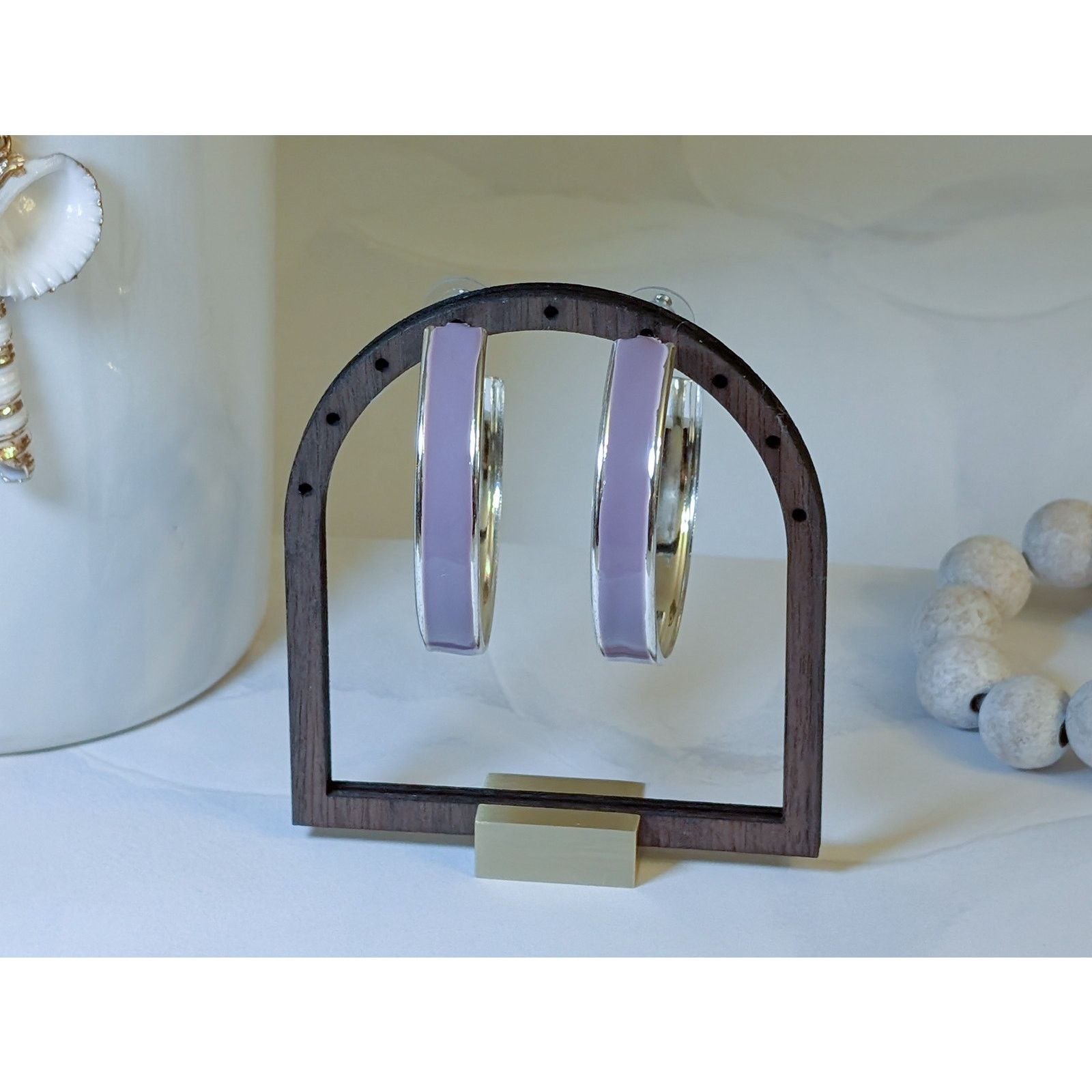 Vintage Chic VTG 1980 Silver-Tone Mauve Enameled Large Hoop Earrings Size ONE SIZE - 1 Thumbnail