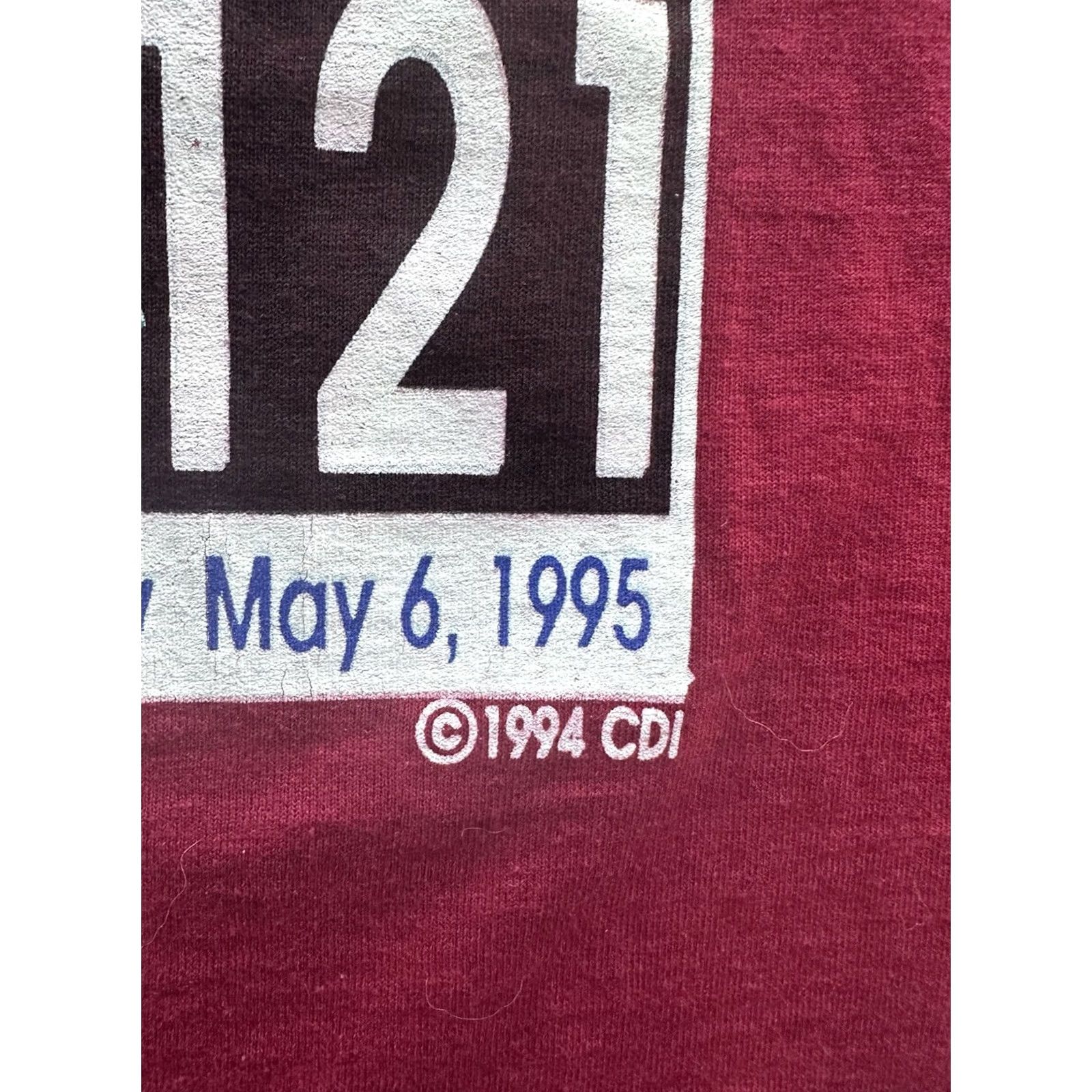 Fruit Of The Loom VINTAGE Kentucky Derby Festival T-Shirt Medium Maroon 1995 90s Single Stitch 50/50 Unisex Adults Size US M / EU 48-50 / 2 - 2 Thumbnail