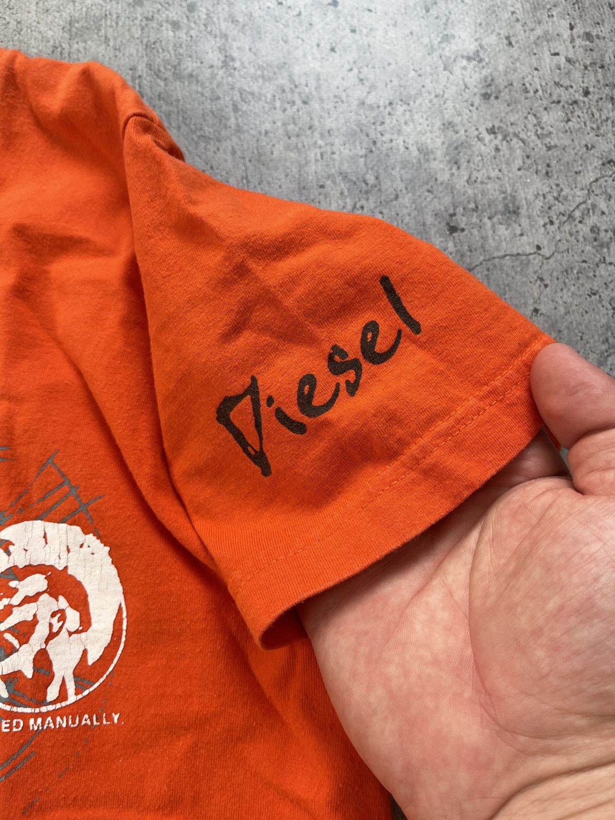 Diesel Y2K Vintage Diesel Tee Shirt Archive Hype Size US M / EU 48-50 / 2 - 5 Thumbnail