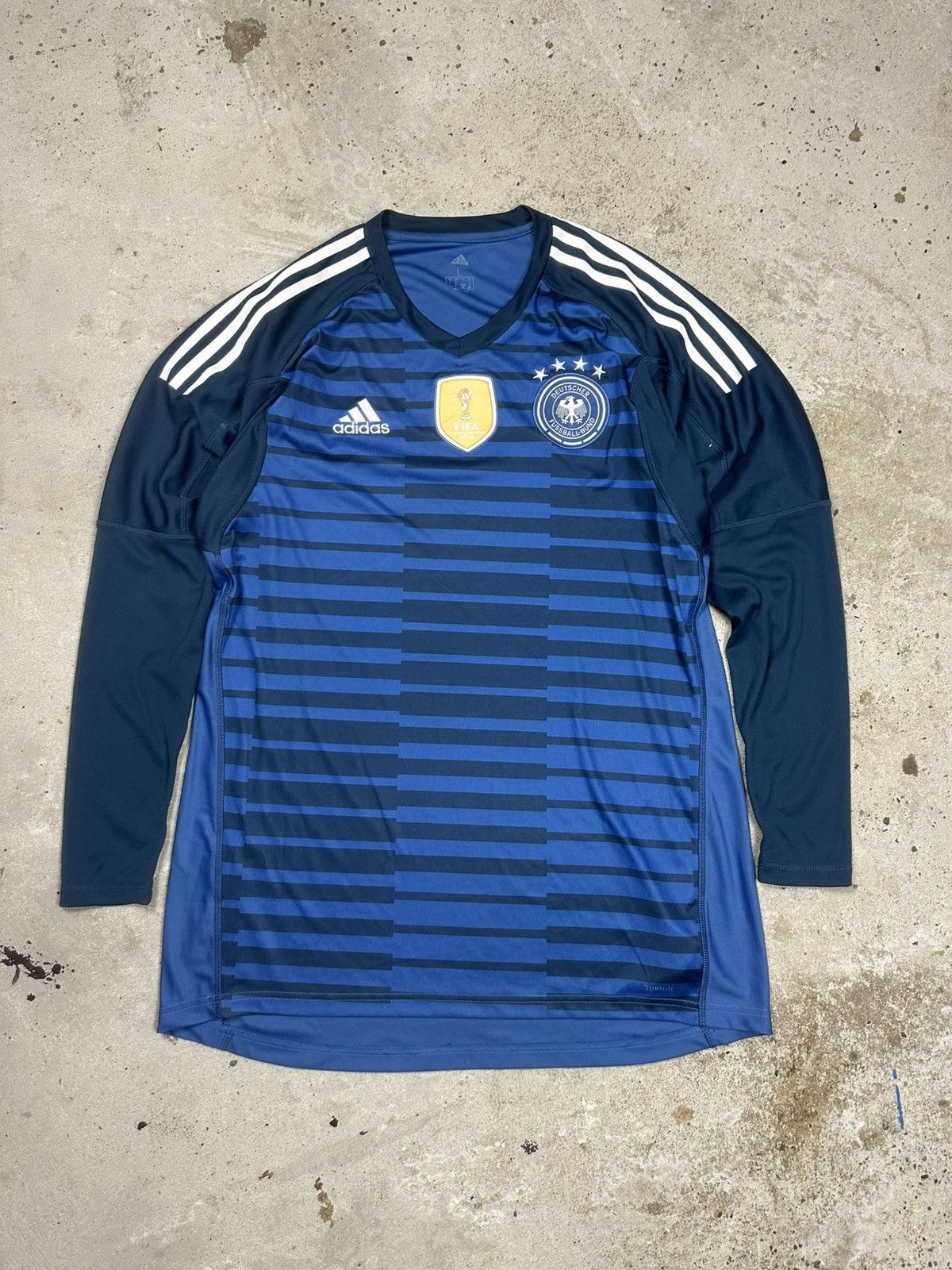 Adidas Adidas x Germany 2018/2019 Goalkepper Jersey Home Size US L / EU 52-54 / 3 - 1 Thumbnail