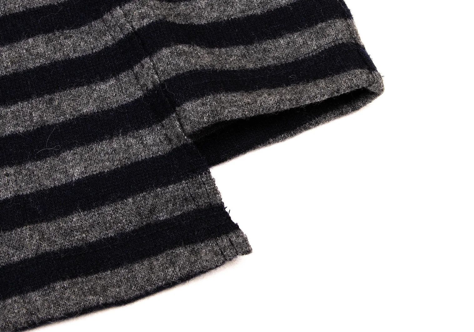 Yohji Yamamoto Altered Hem Striped Knit Top in Navy Gray Size 3 Size US M / EU 48-50 / 2 - 7 Thumbnail